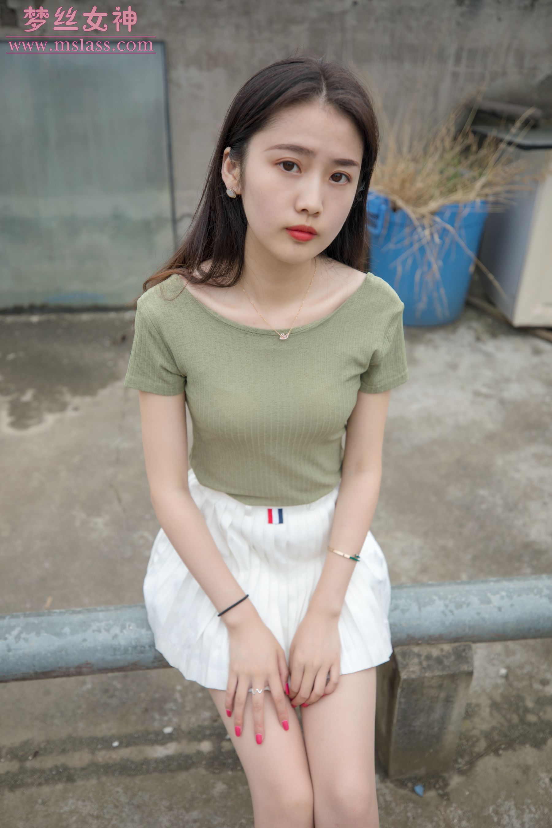 [梦丝女神MSLASS]  柳儿 侧颜太美的小姐姐