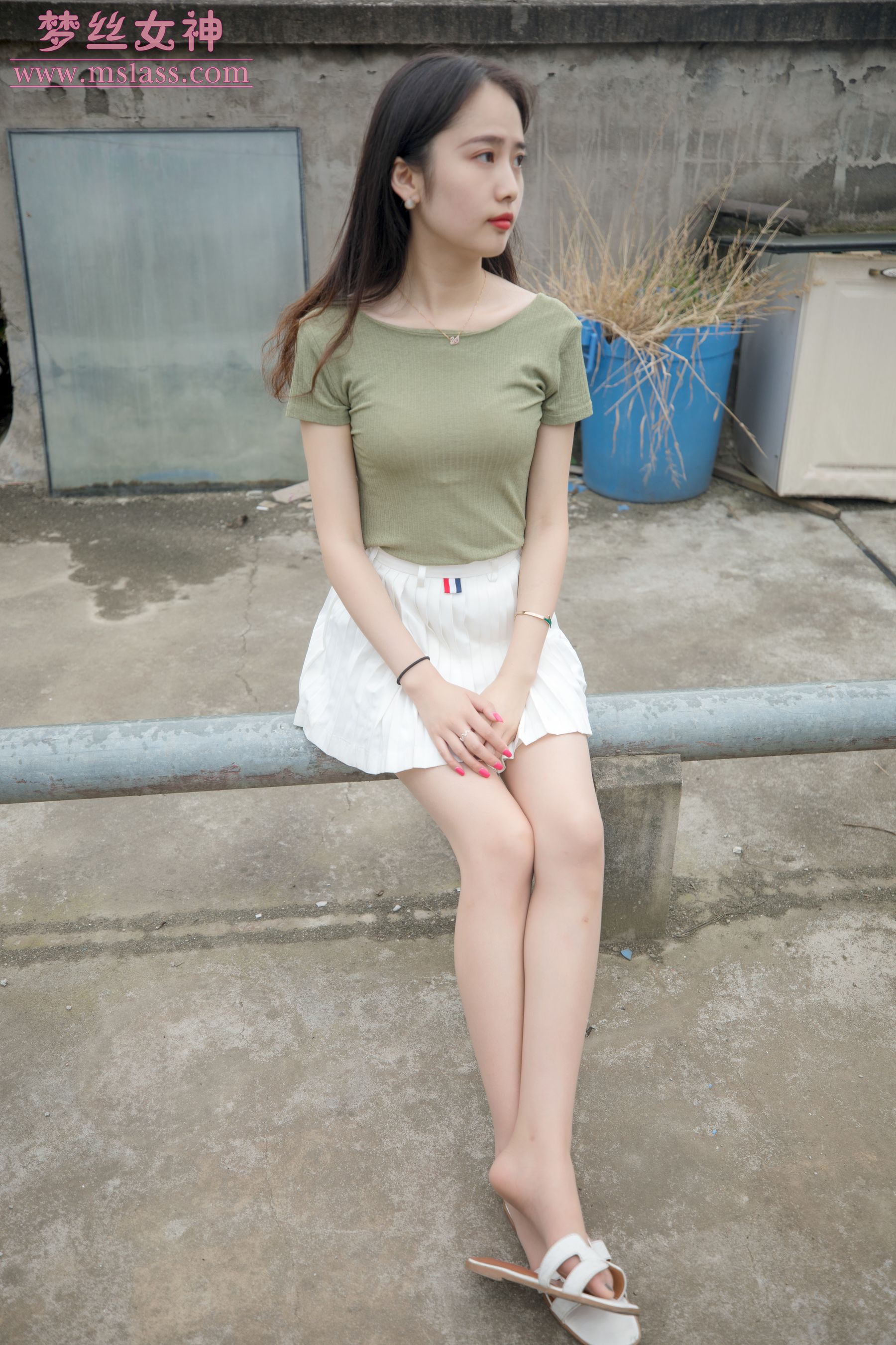 [梦丝女神MSLASS]  柳儿 侧颜太美的小姐姐