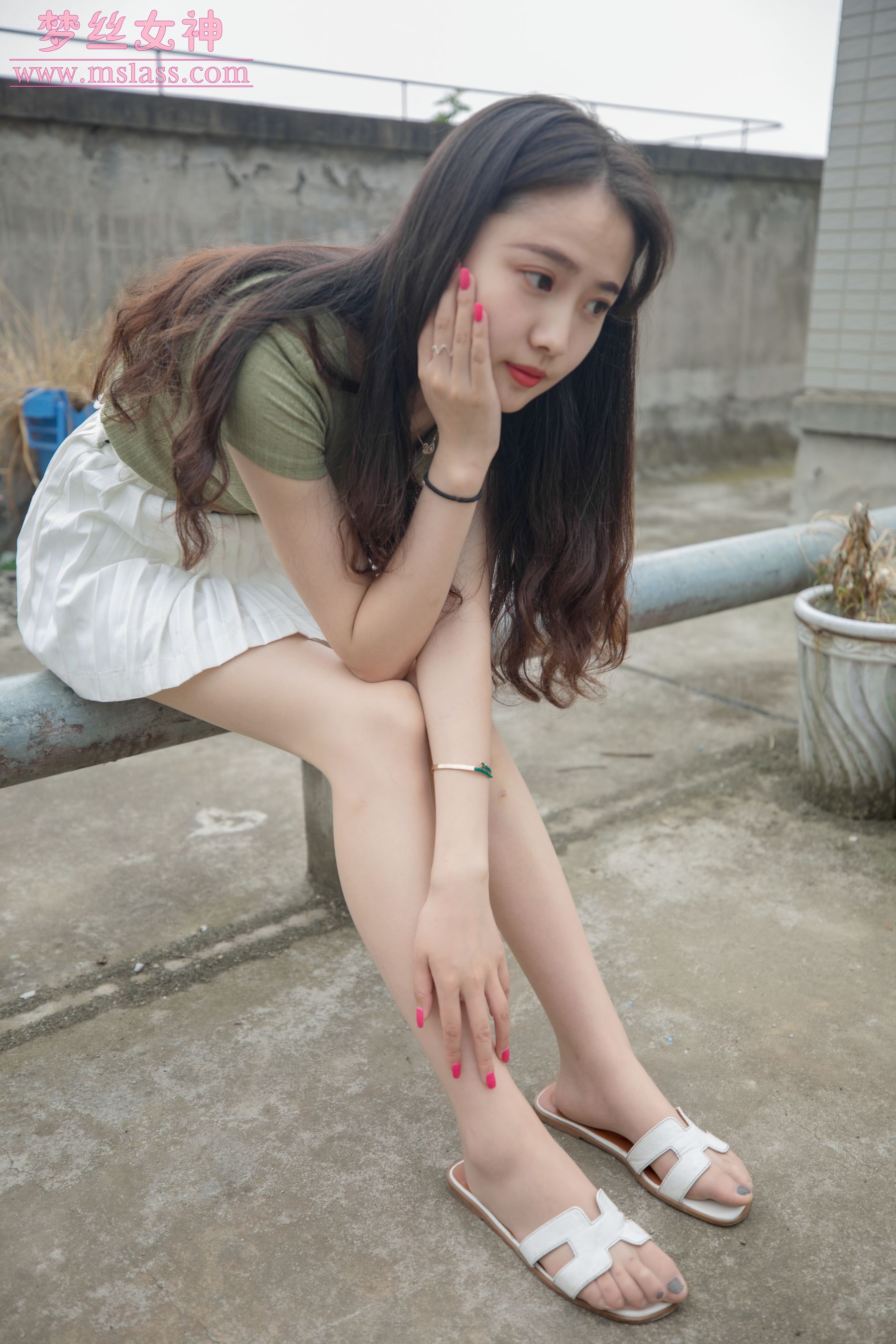[梦丝女神MSLASS]  柳儿 侧颜太美的小姐姐