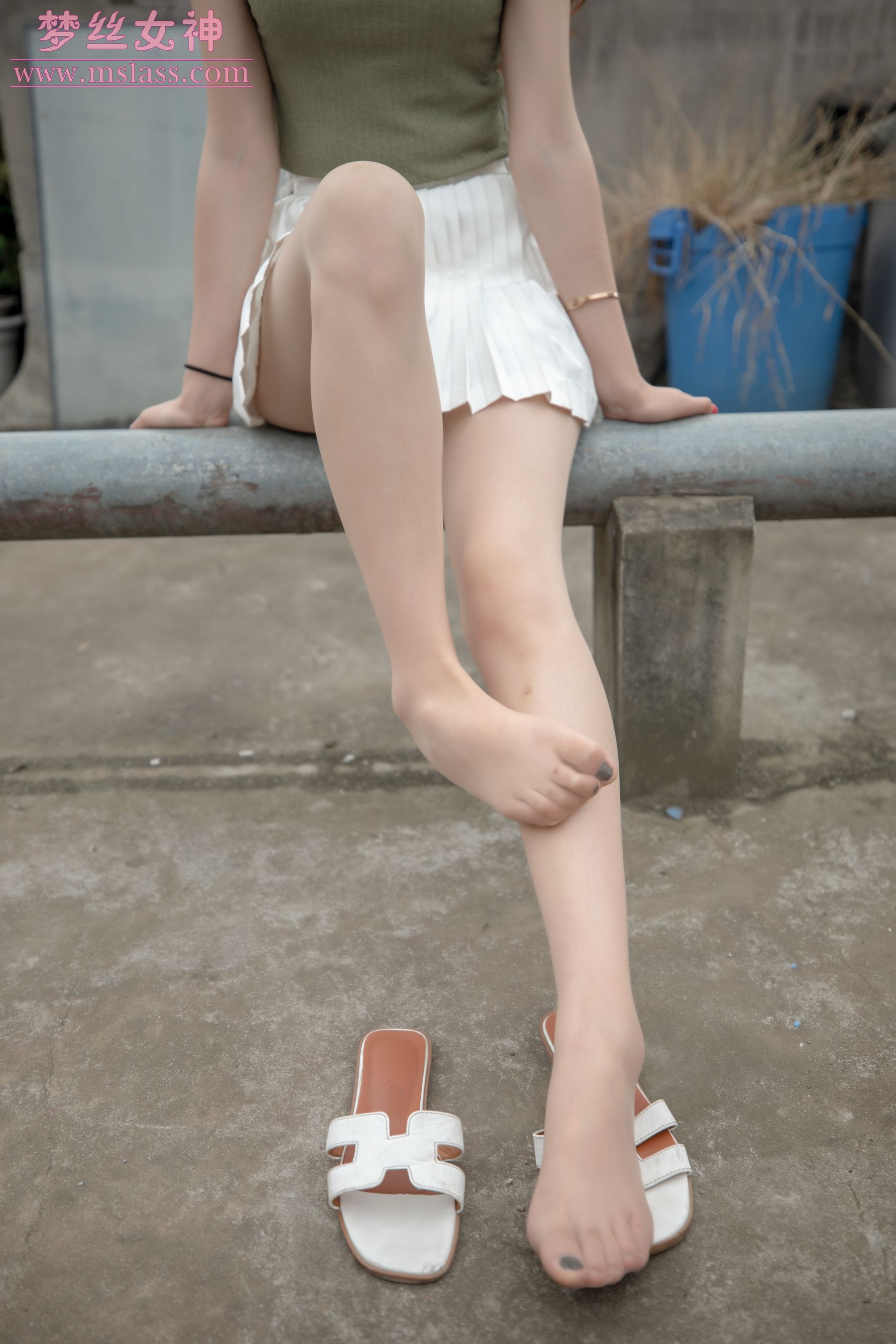 [梦丝女神MSLASS]  柳儿 侧颜太美的小姐姐