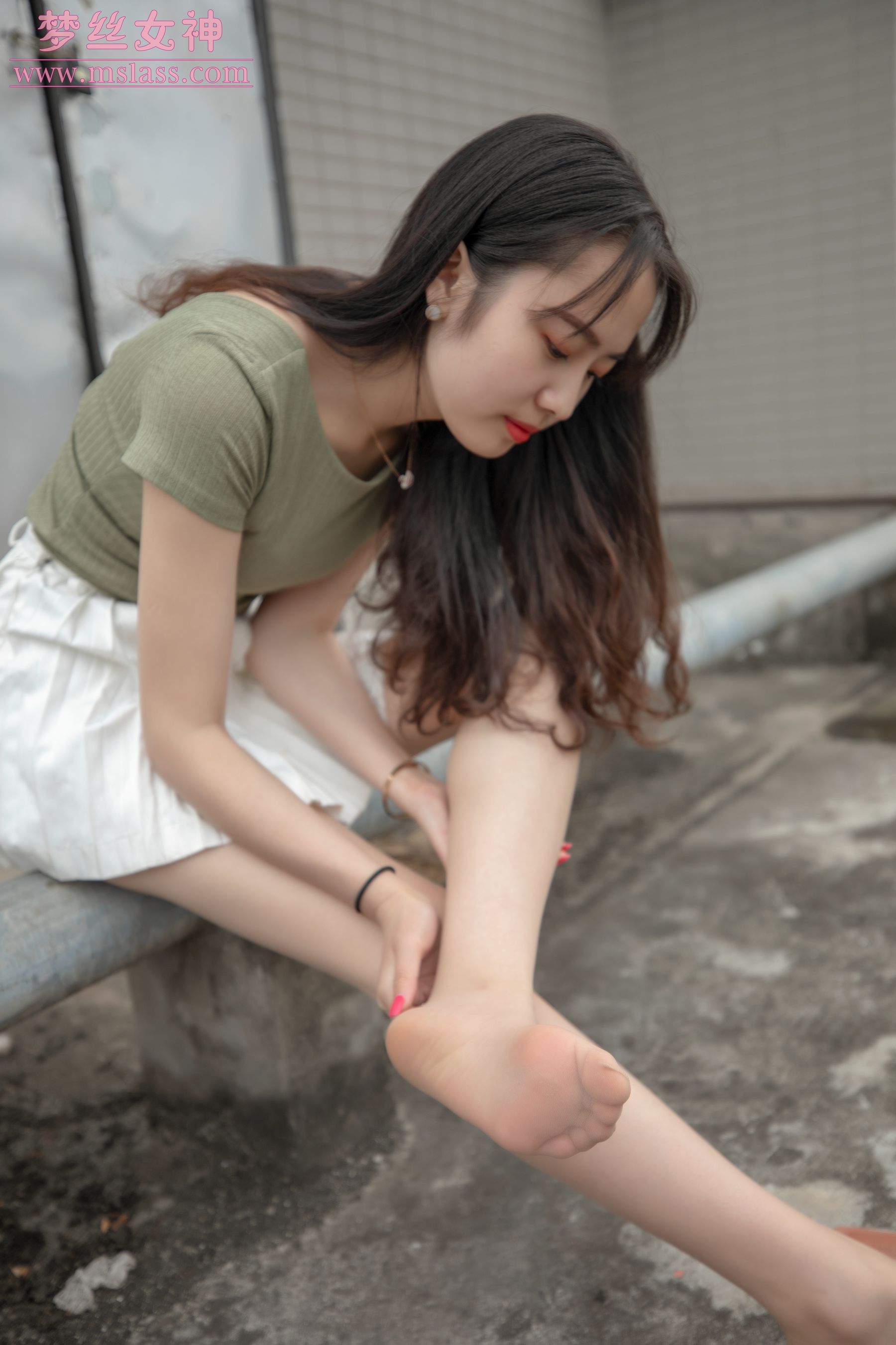 [梦丝女神MSLASS]  柳儿 侧颜太美的小姐姐