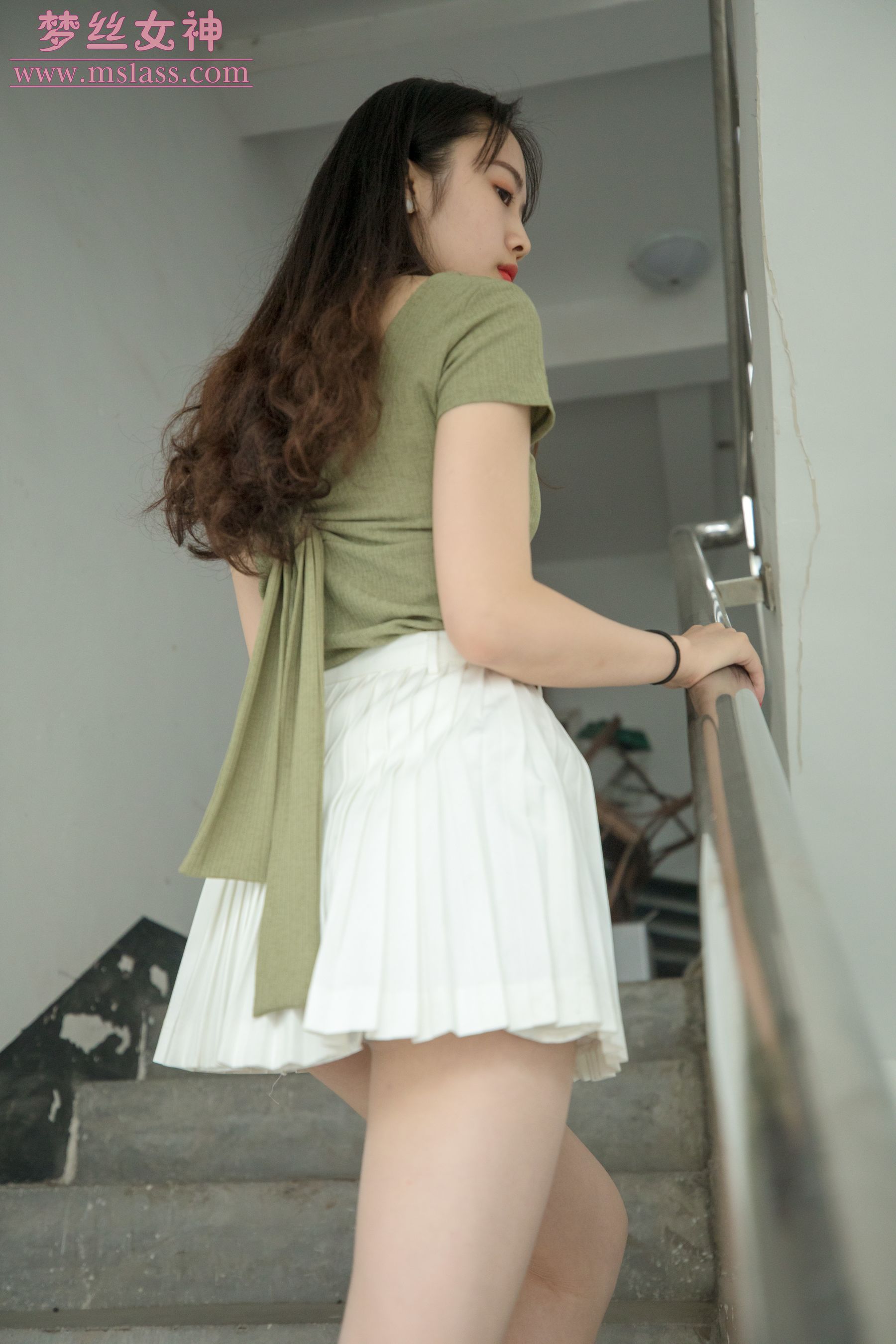 [梦丝女神MSLASS]  柳儿 侧颜太美的小姐姐