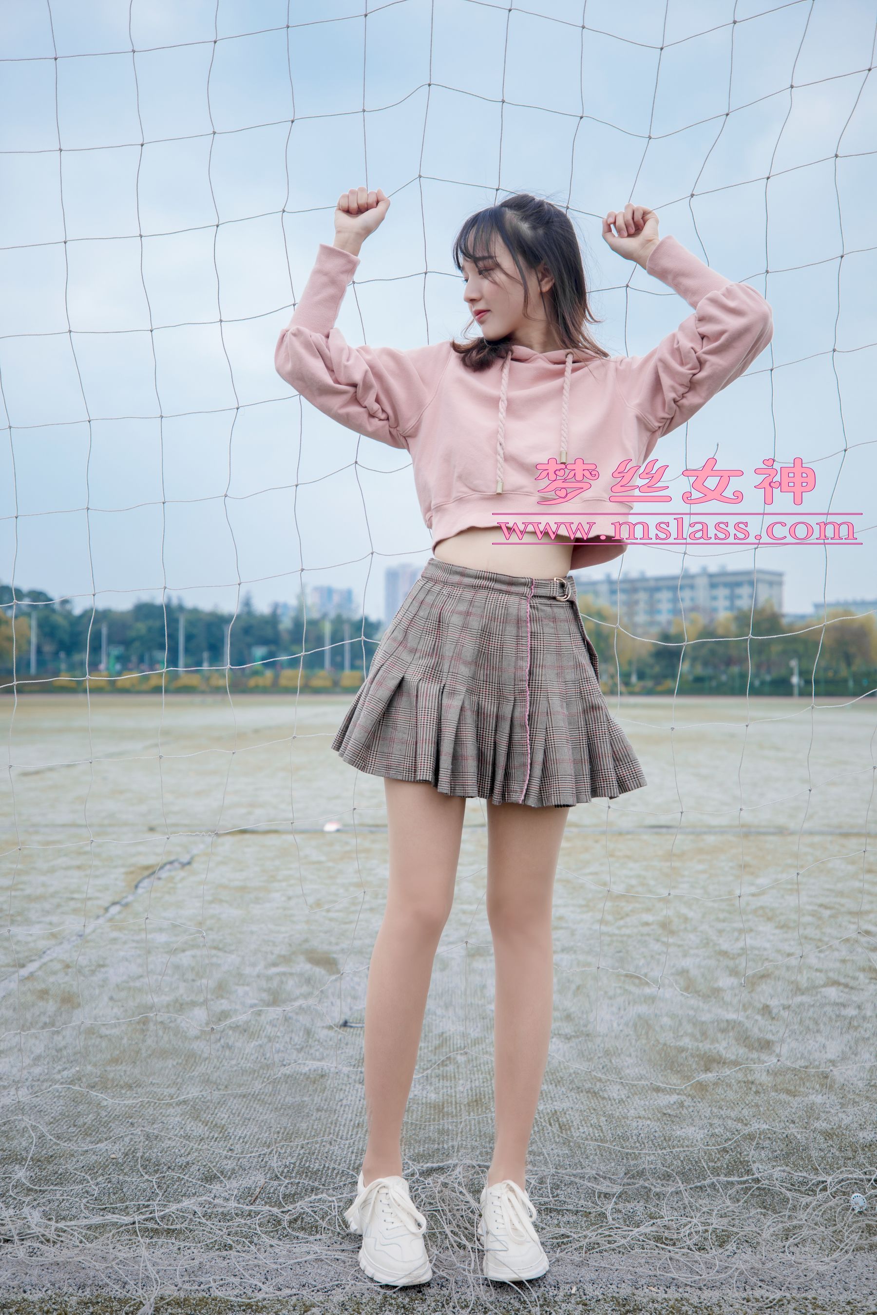 [梦丝女神MSLASS]  玥玥 操场小甜心