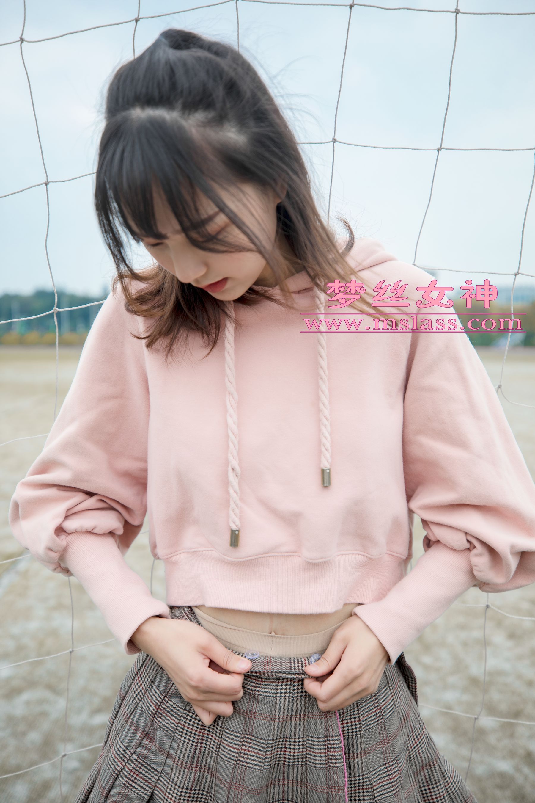 [梦丝女神MSLASS]  玥玥 操场小甜心