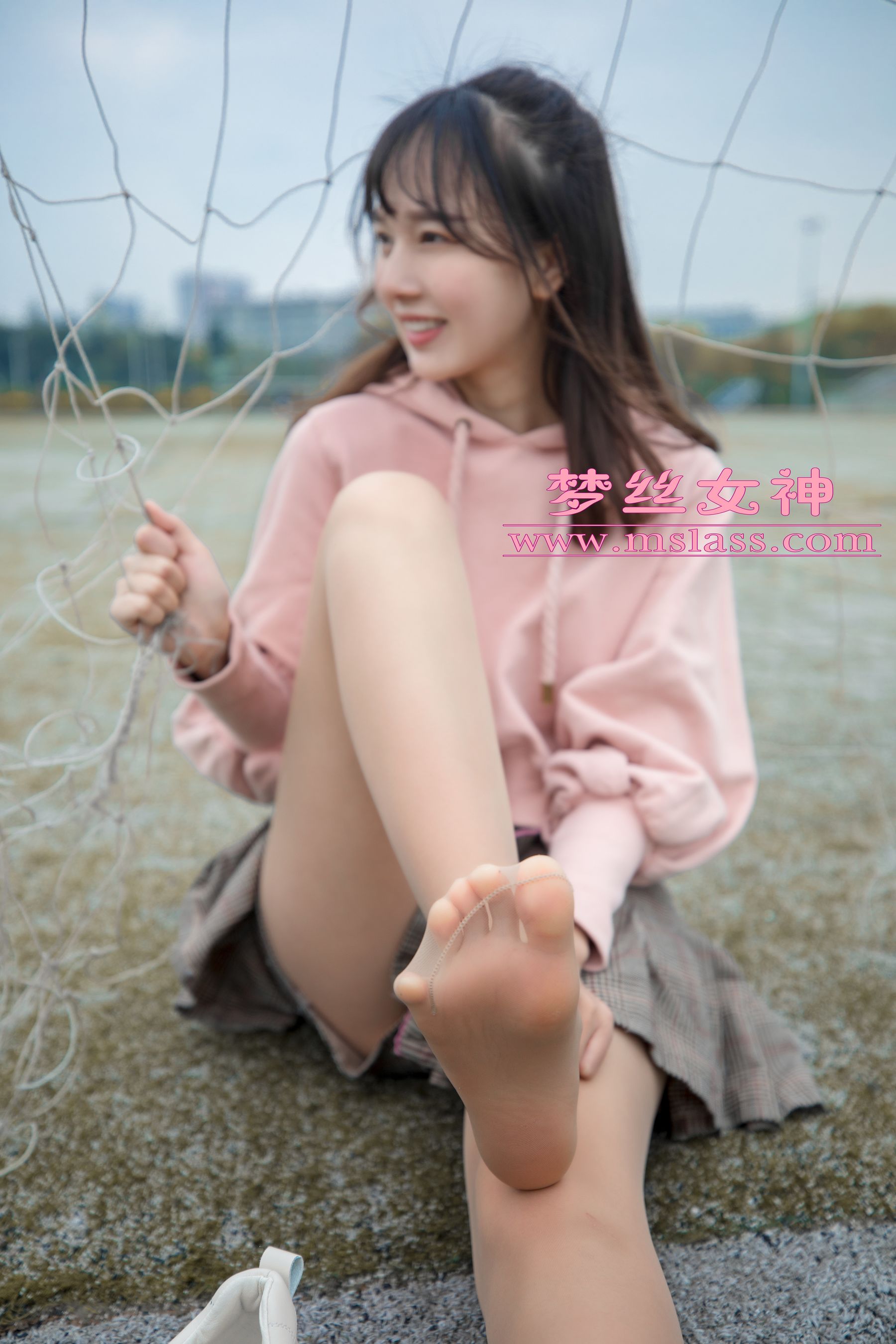 [梦丝女神MSLASS]  玥玥 操场小甜心