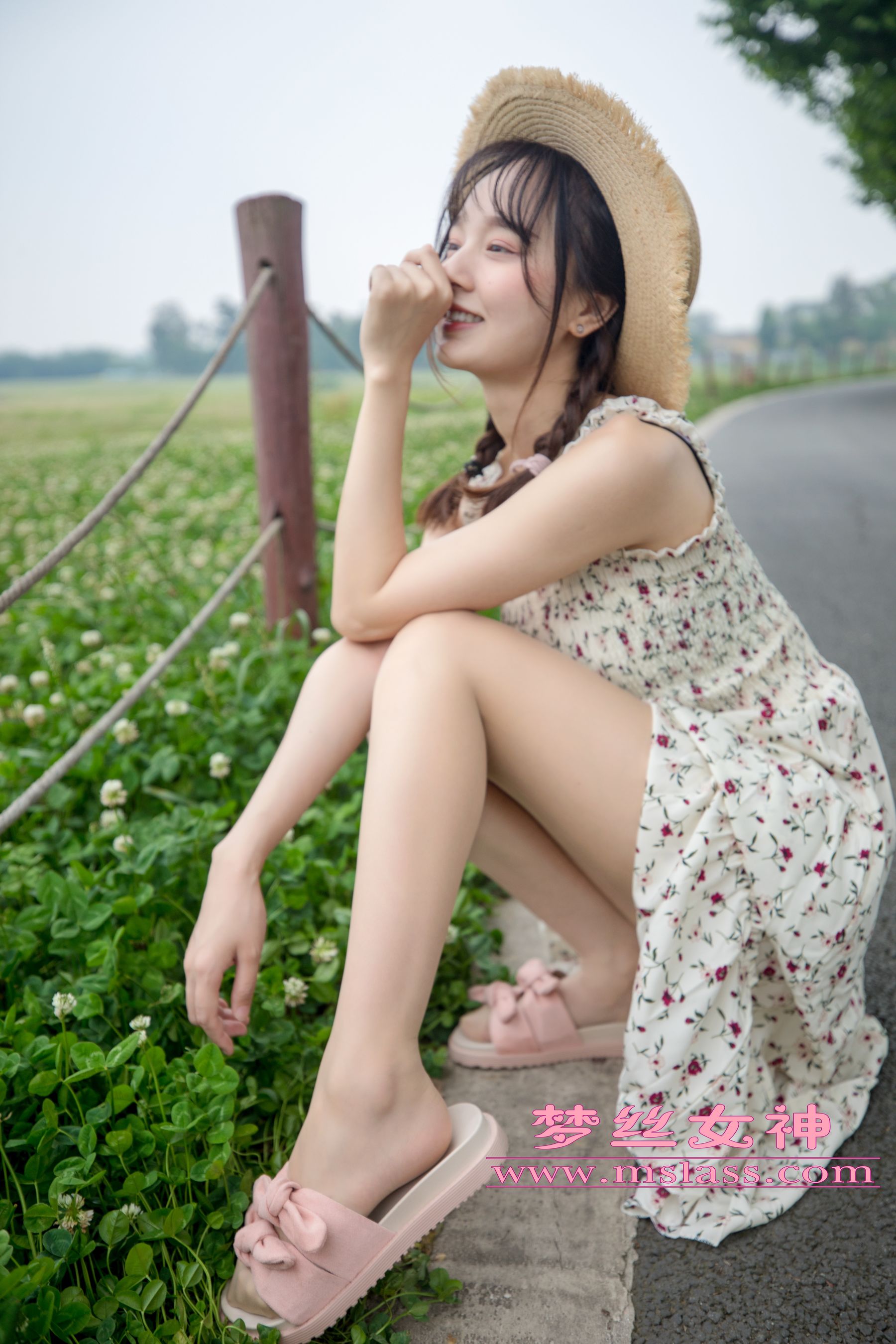 [梦丝女神MSLASS]  玥玥 田园的萌妹