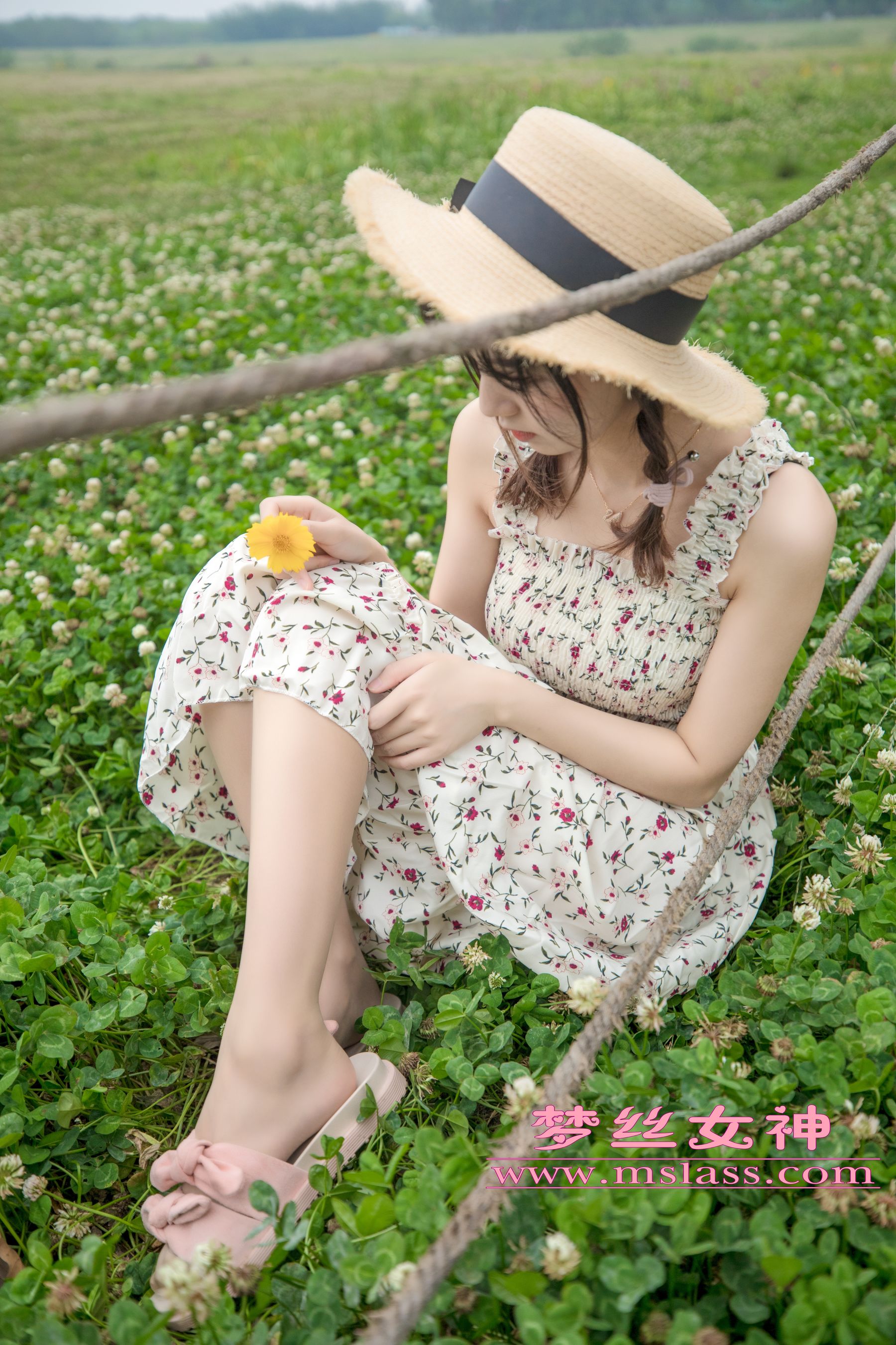 [梦丝女神MSLASS]  玥玥 田园的萌妹