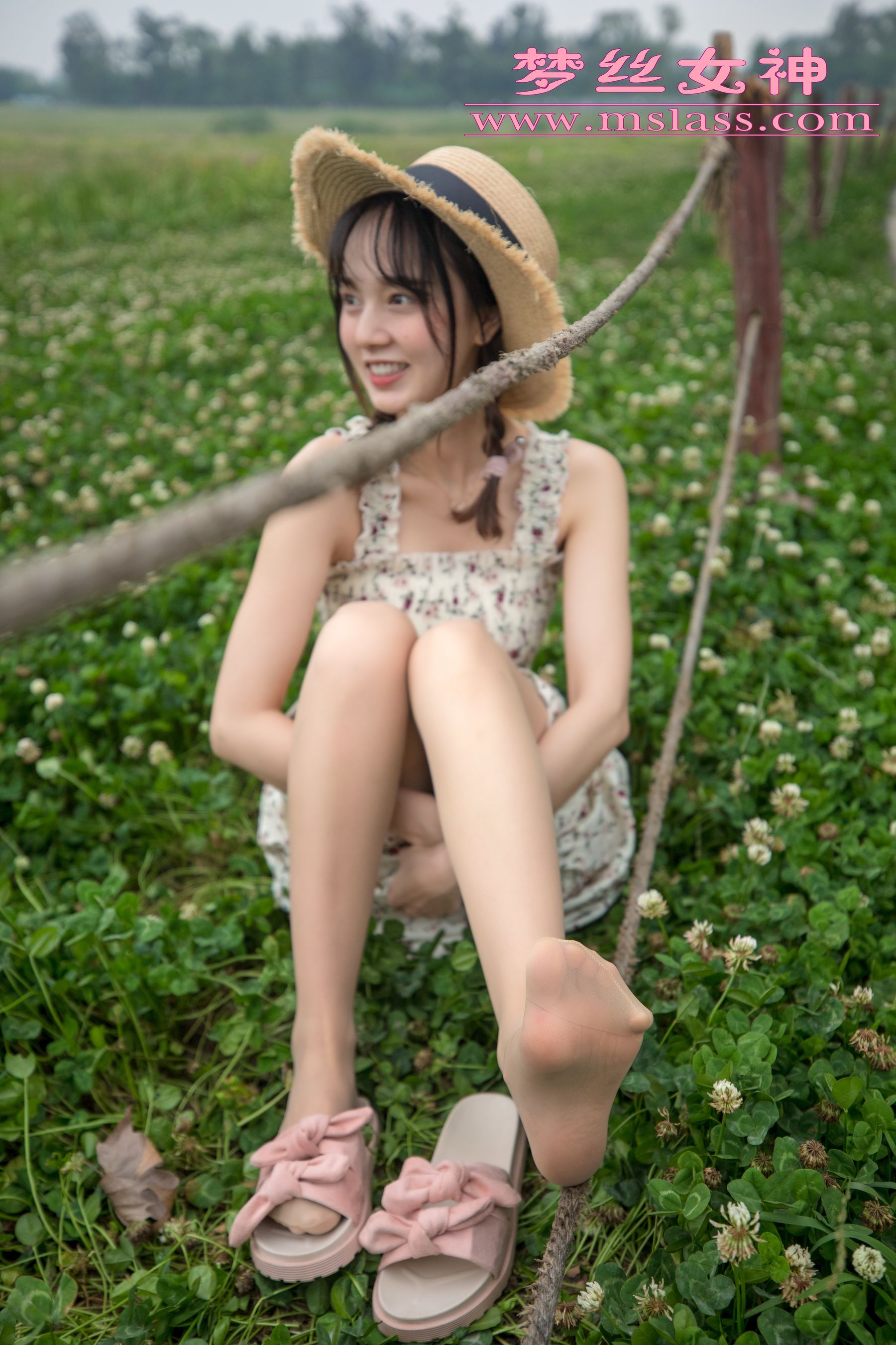 [梦丝女神MSLASS]  玥玥 田园的萌妹