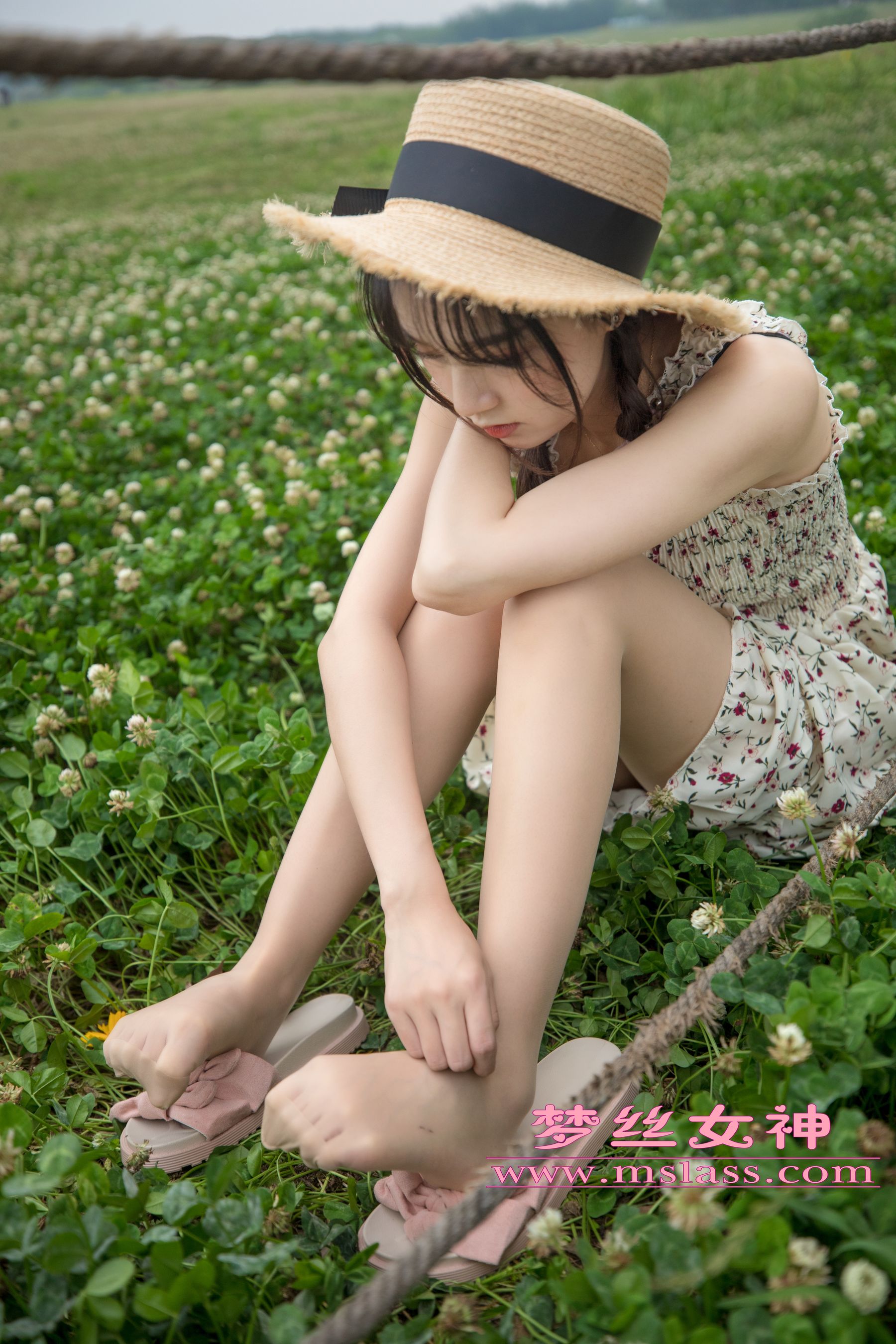 [梦丝女神MSLASS]  玥玥 田园的萌妹