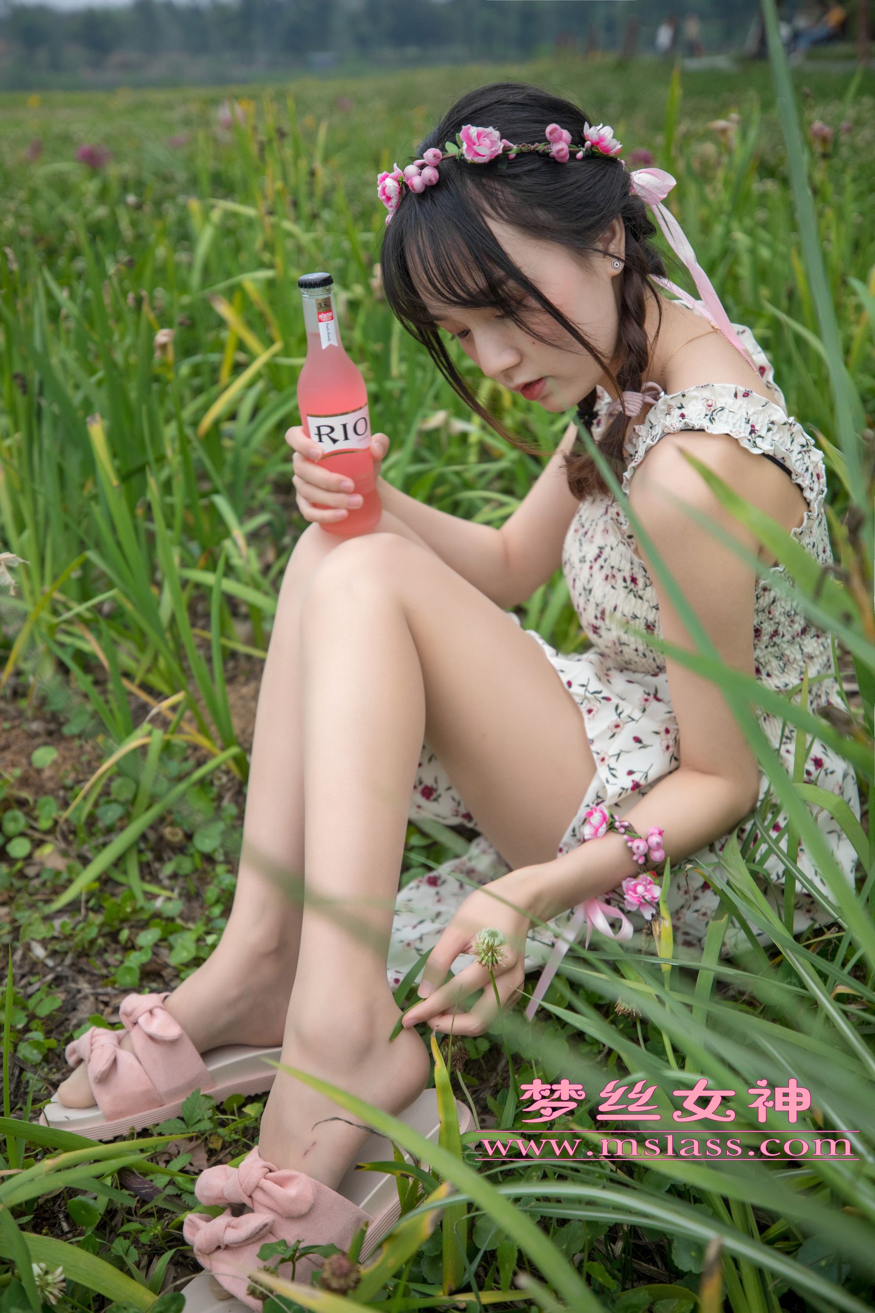 [梦丝女神MSLASS]  玥玥 田园的萌妹