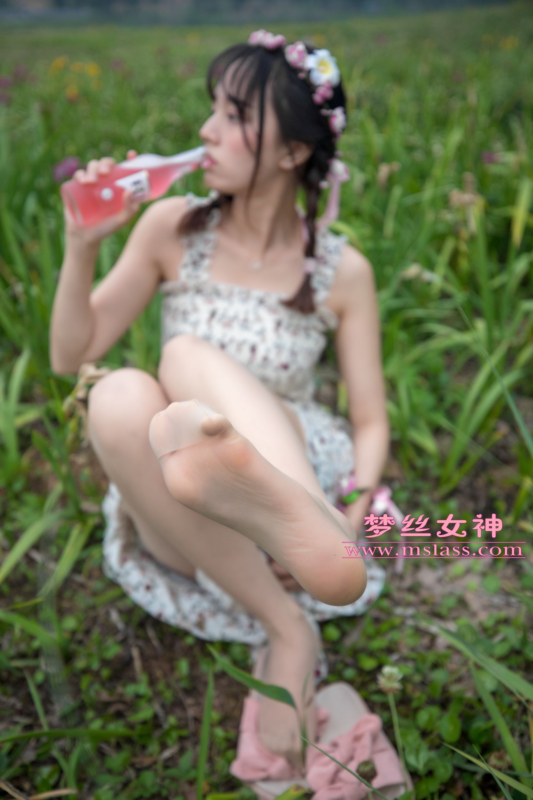 [梦丝女神MSLASS]  玥玥 田园的萌妹