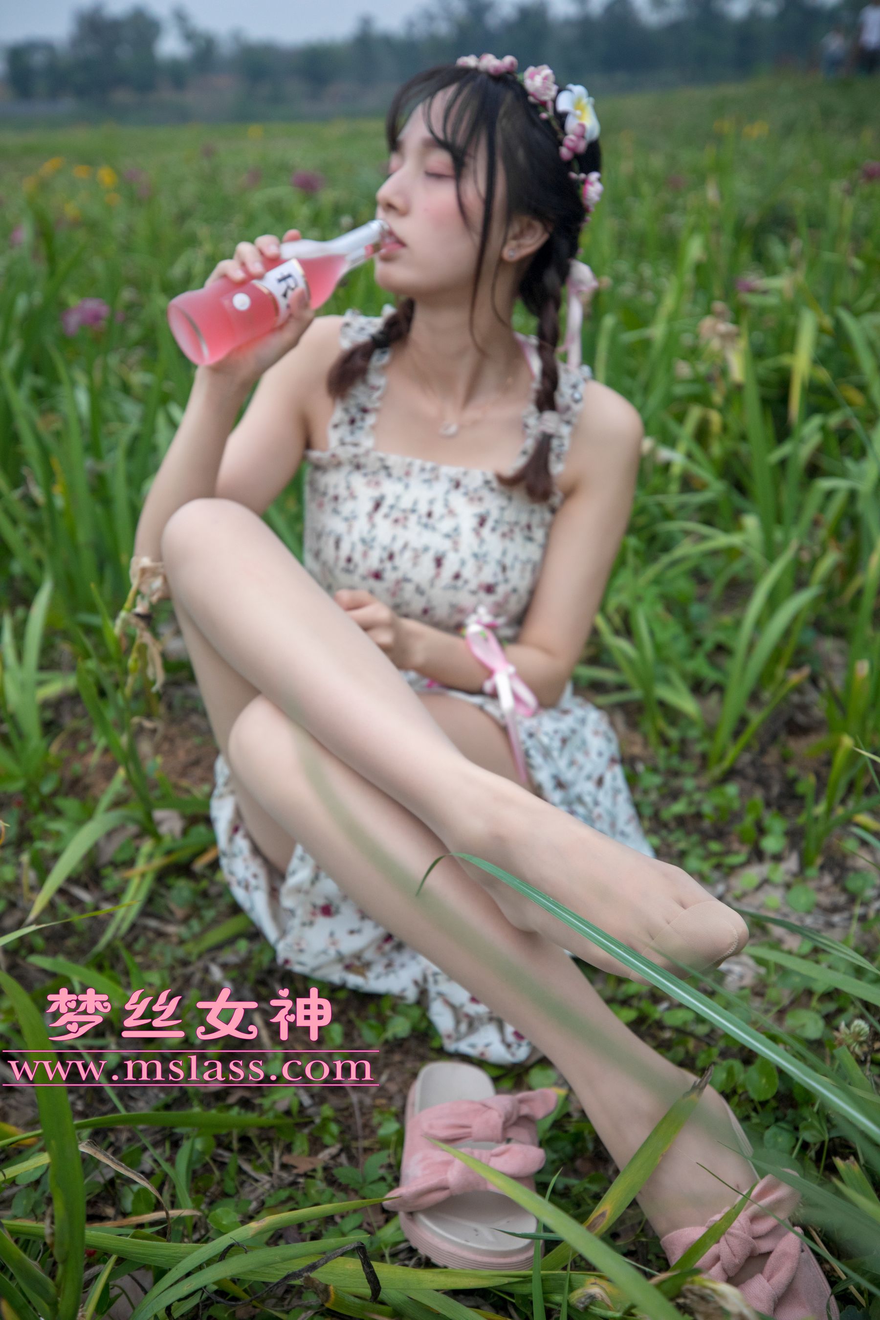 [梦丝女神MSLASS]  玥玥 田园的萌妹