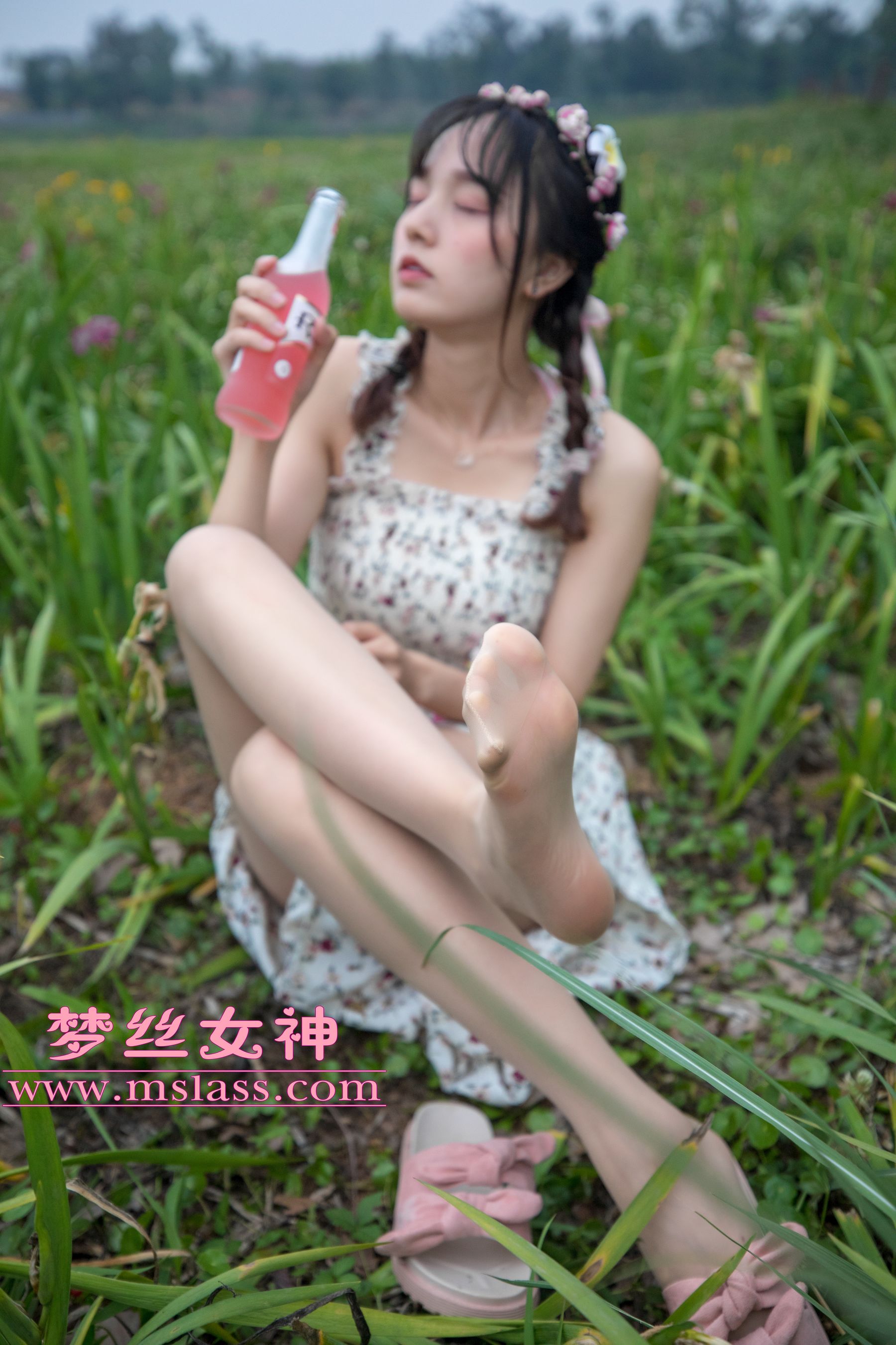 [梦丝女神MSLASS]  玥玥 田园的萌妹