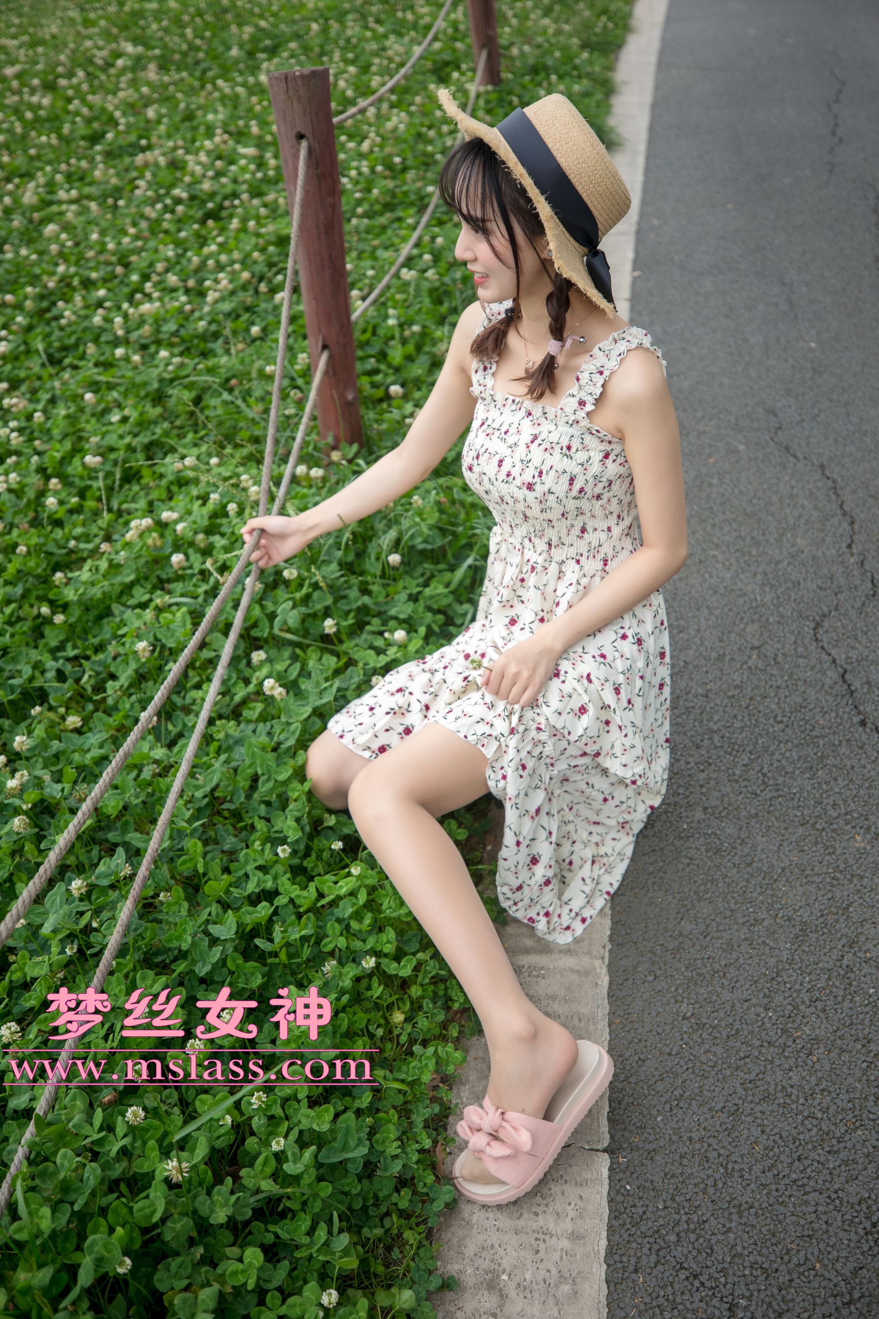 [梦丝女神MSLASS]  玥玥 田园的萌妹