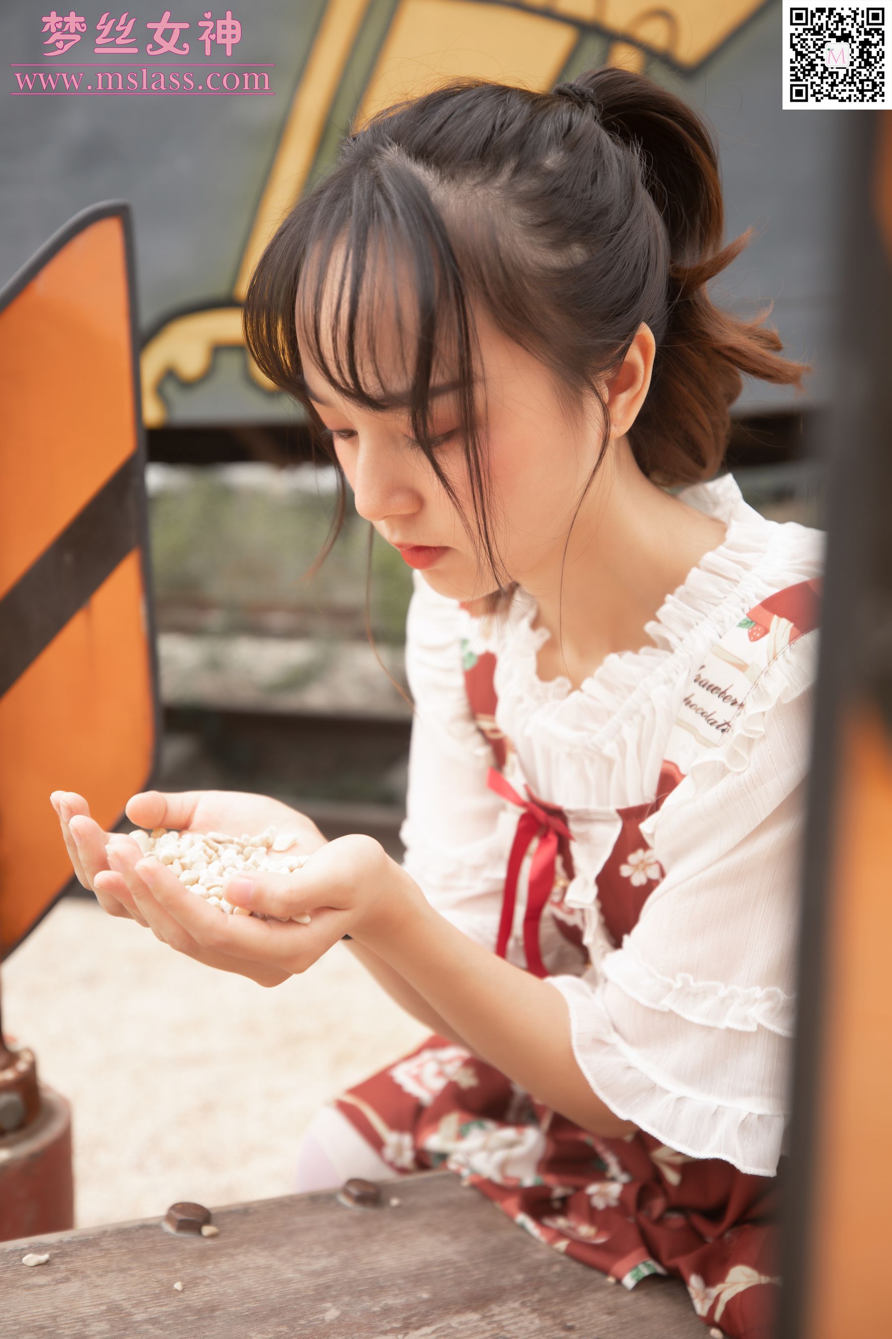 [梦丝女神MSLASS]  玥玥 白丝洛丽塔