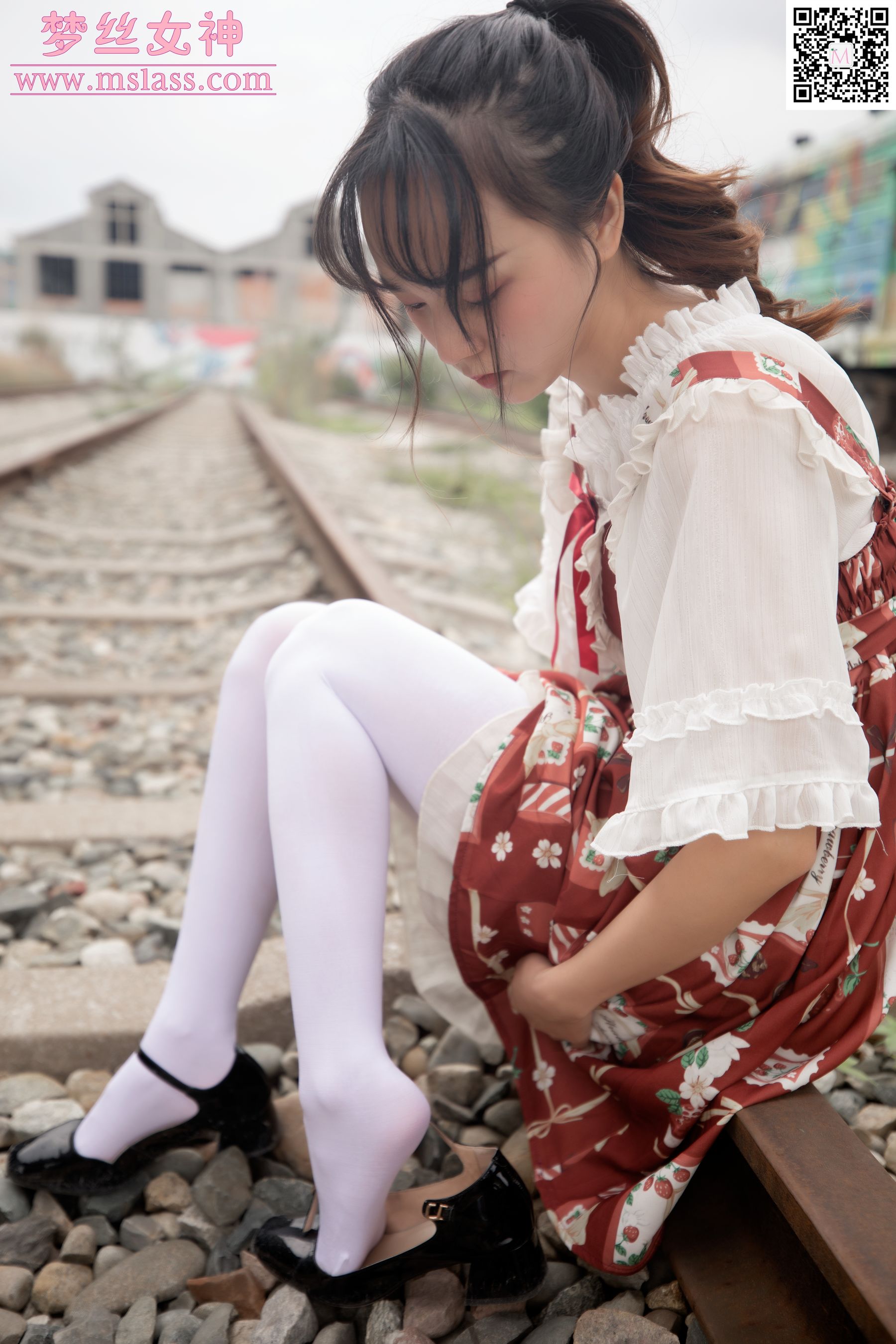 [梦丝女神MSLASS]  玥玥 白丝洛丽塔