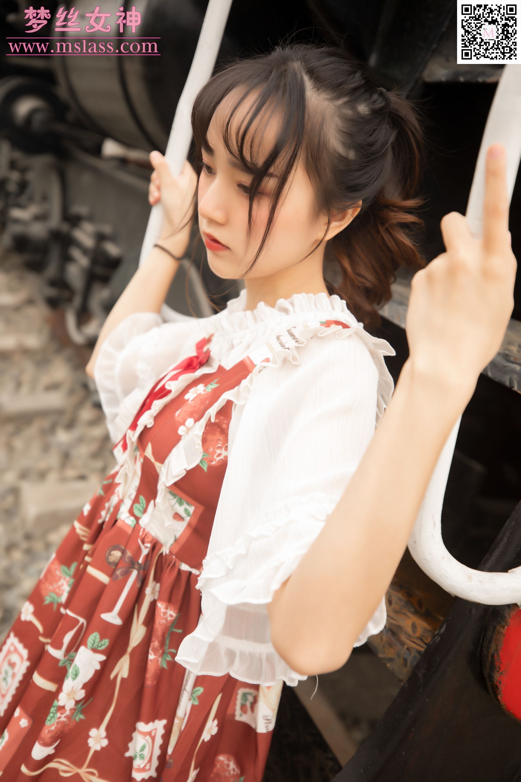 [梦丝女神MSLASS]  玥玥 白丝洛丽塔