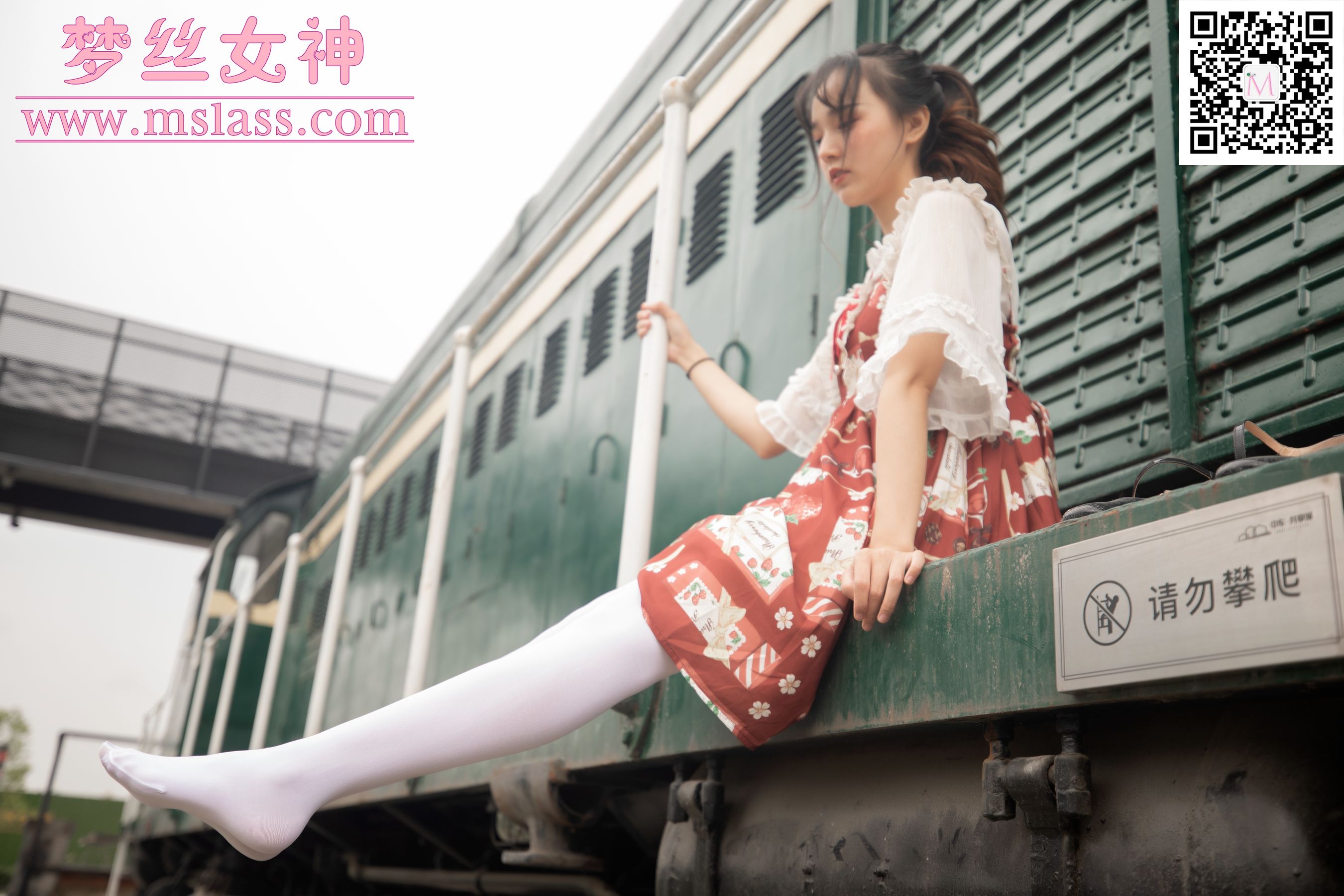 [梦丝女神MSLASS]  玥玥 白丝洛丽塔