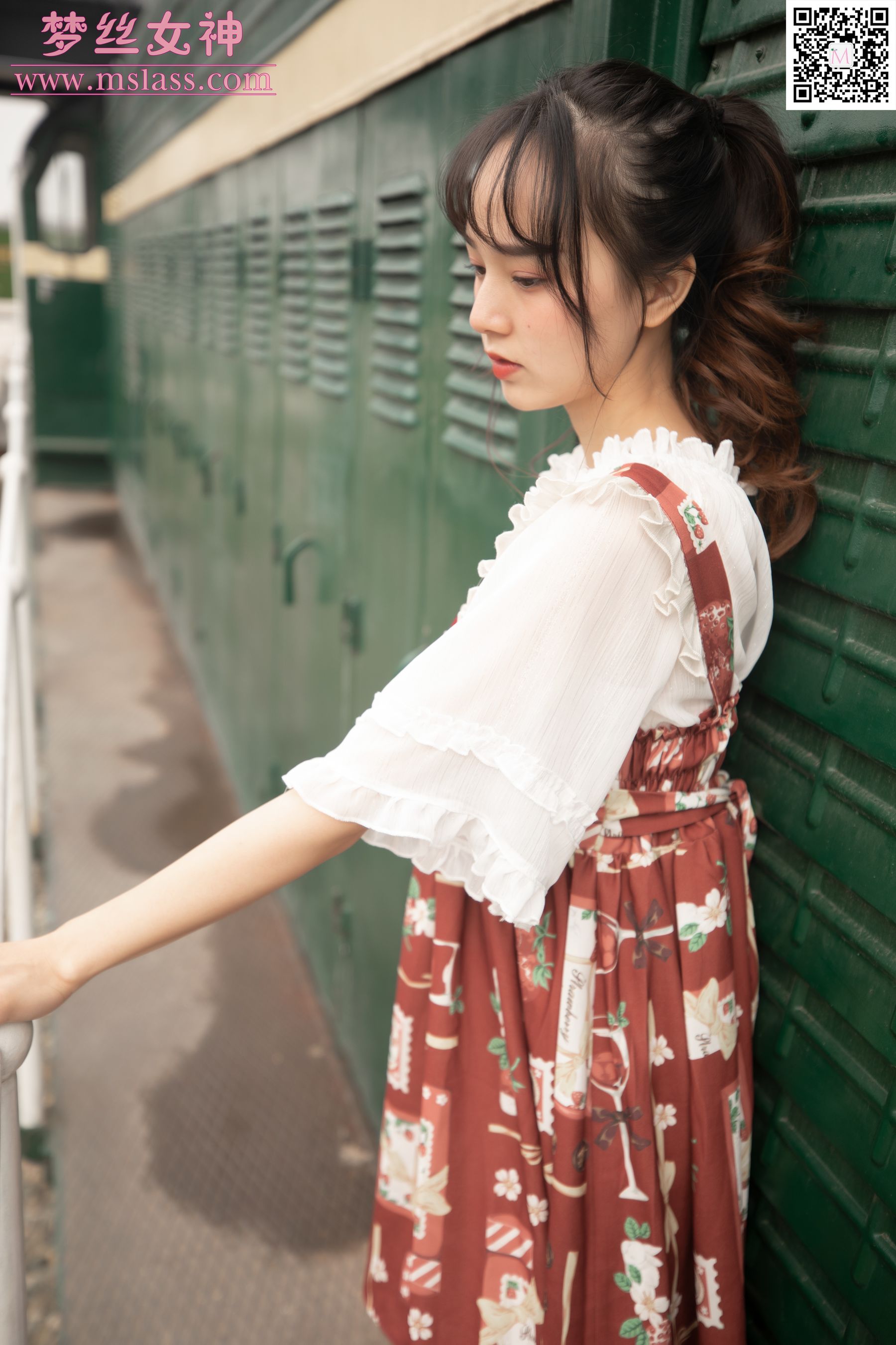 [梦丝女神MSLASS]  玥玥 白丝洛丽塔