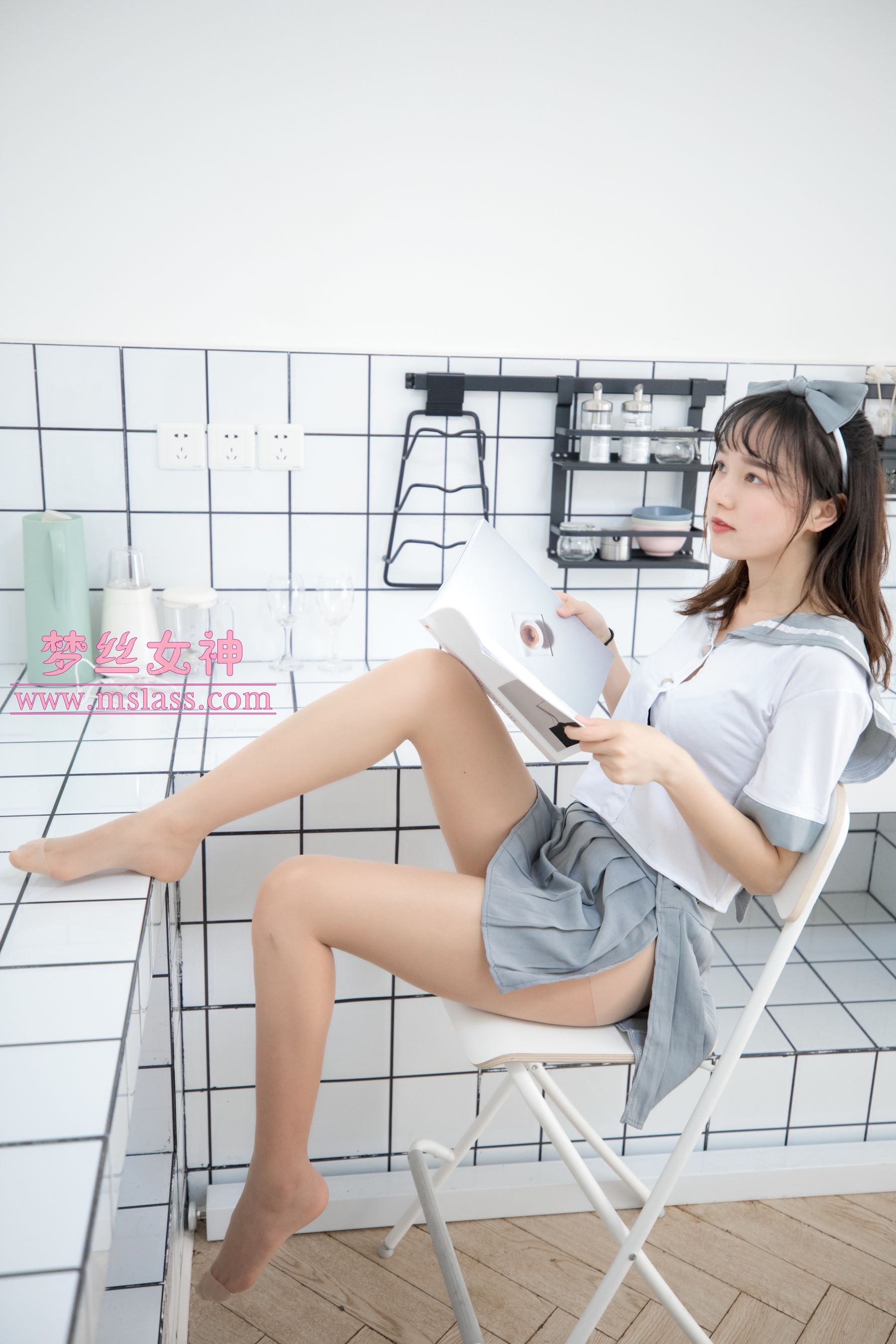 [梦丝女神MSLASS]  玥玥 白色丝袜空间