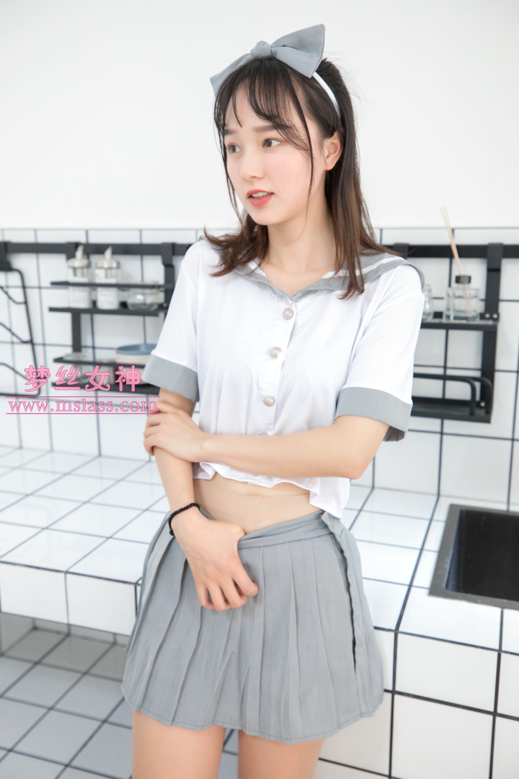 [梦丝女神MSLASS]  玥玥 白色丝袜空间