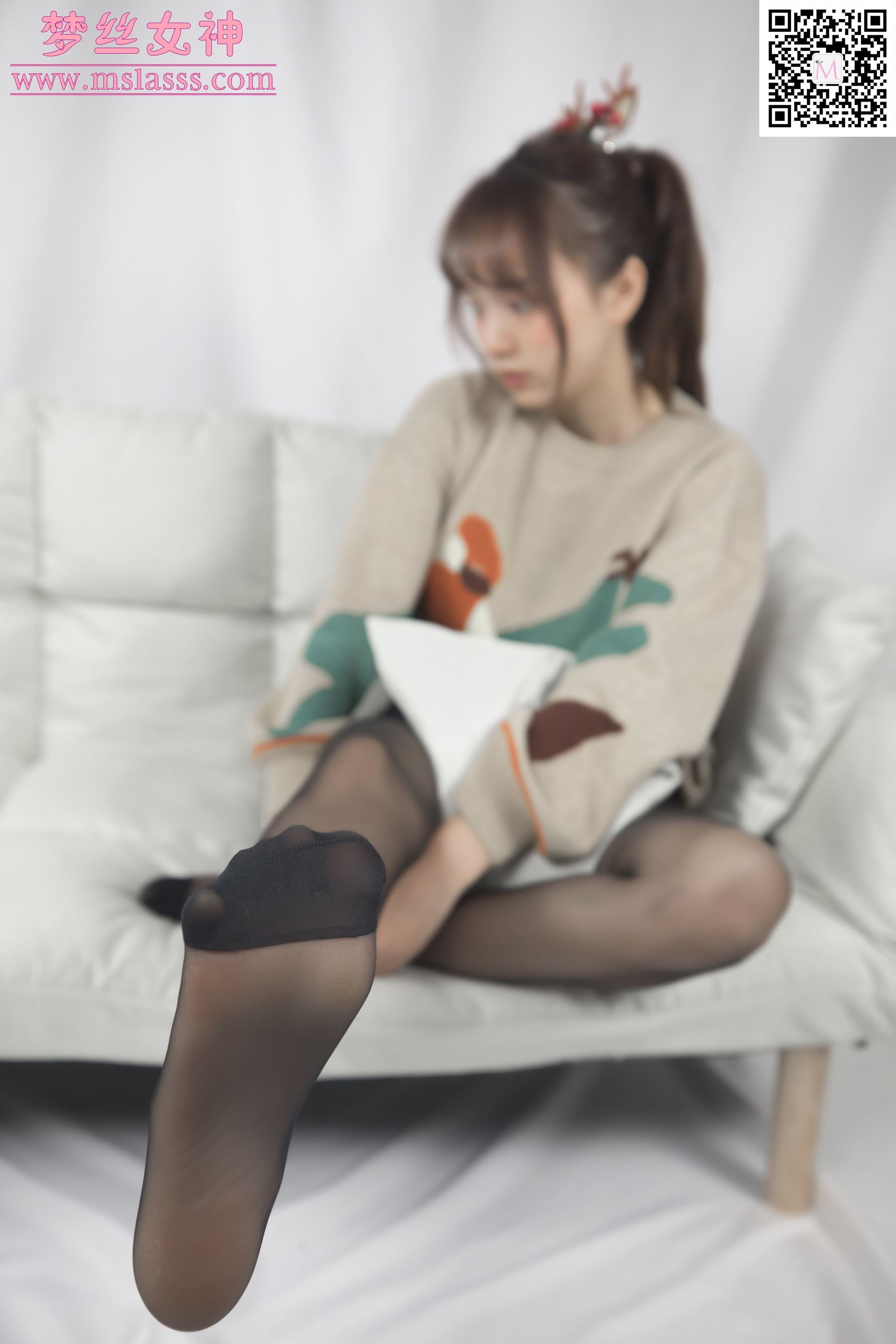 [梦丝女神MSLASS]  玥玥 黑丝迷人