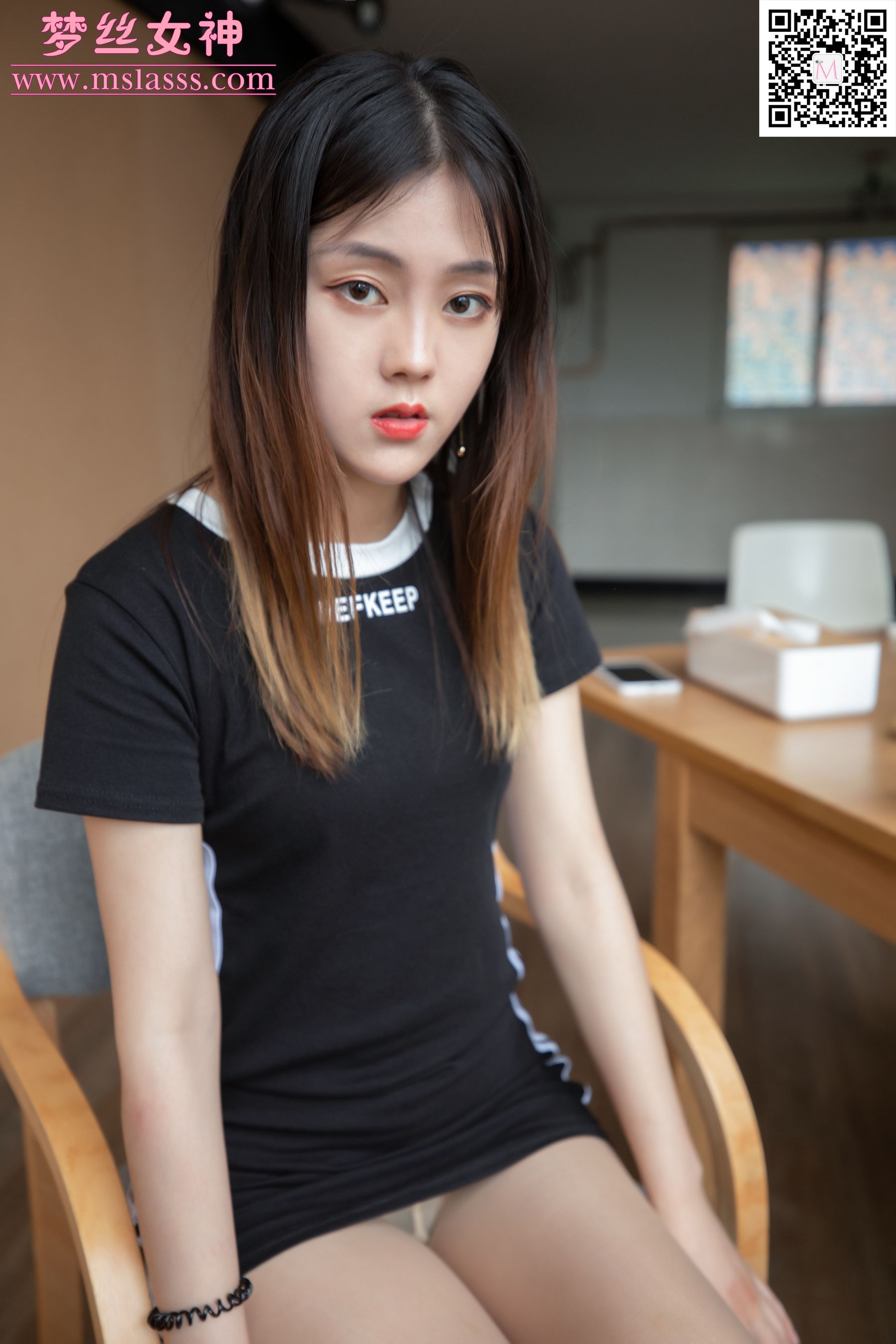 [梦丝女神MSLASS]  素梦 阁楼的丝袜
