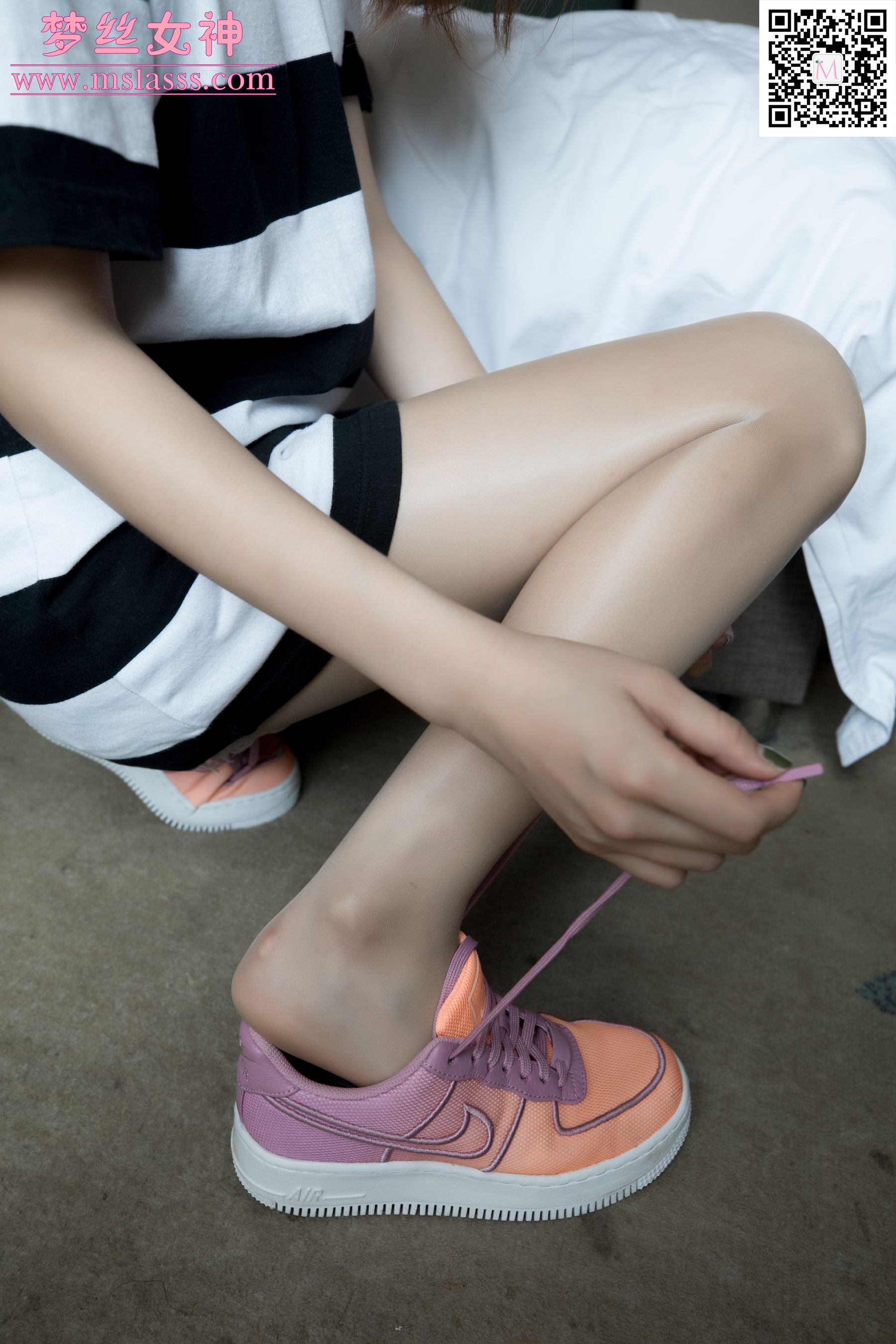 [梦丝女神MSLASS]  芷蕾 油光的腿