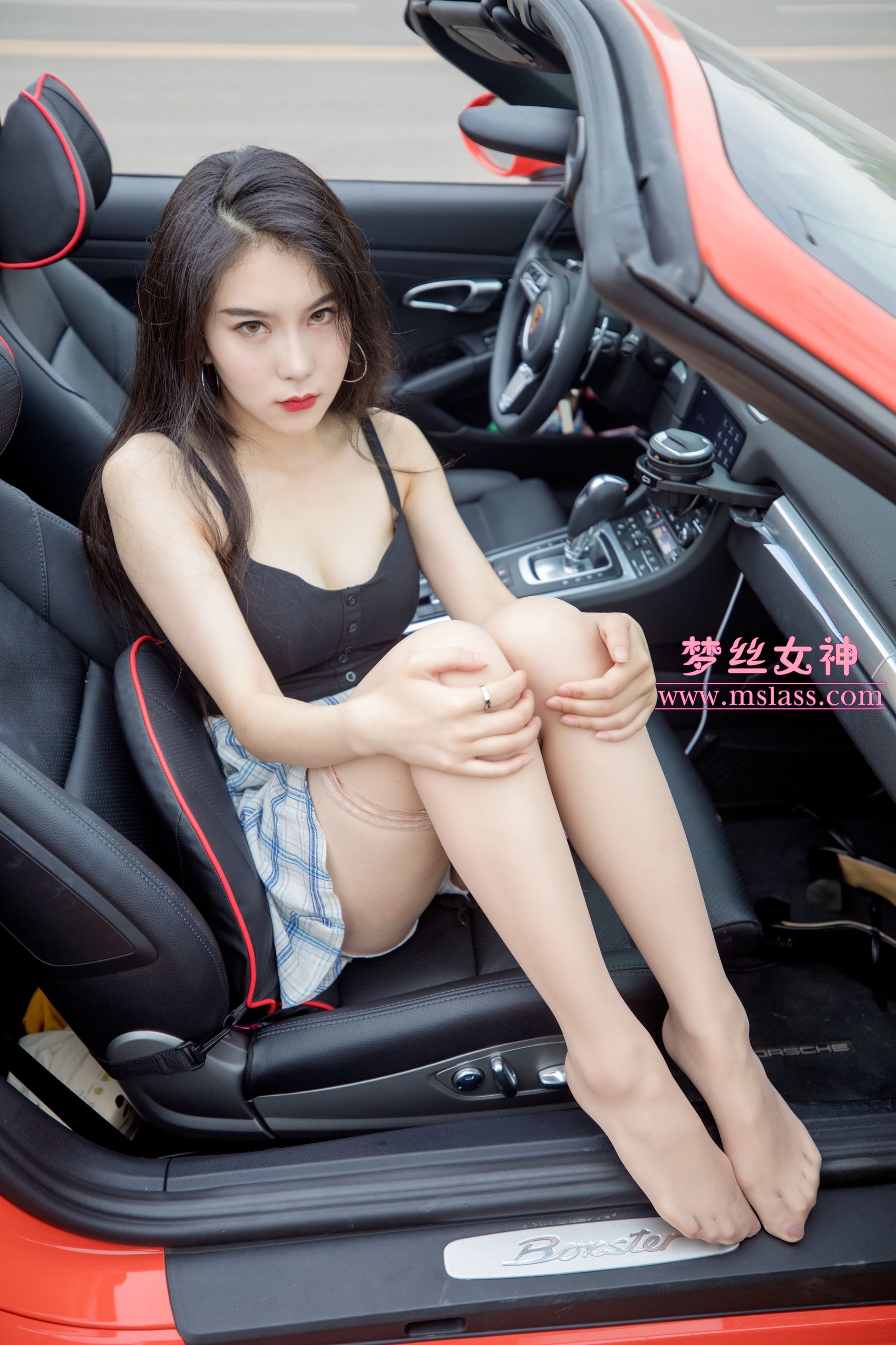 [梦丝女神MSLASS]  苏安希 跑车丝袜女神