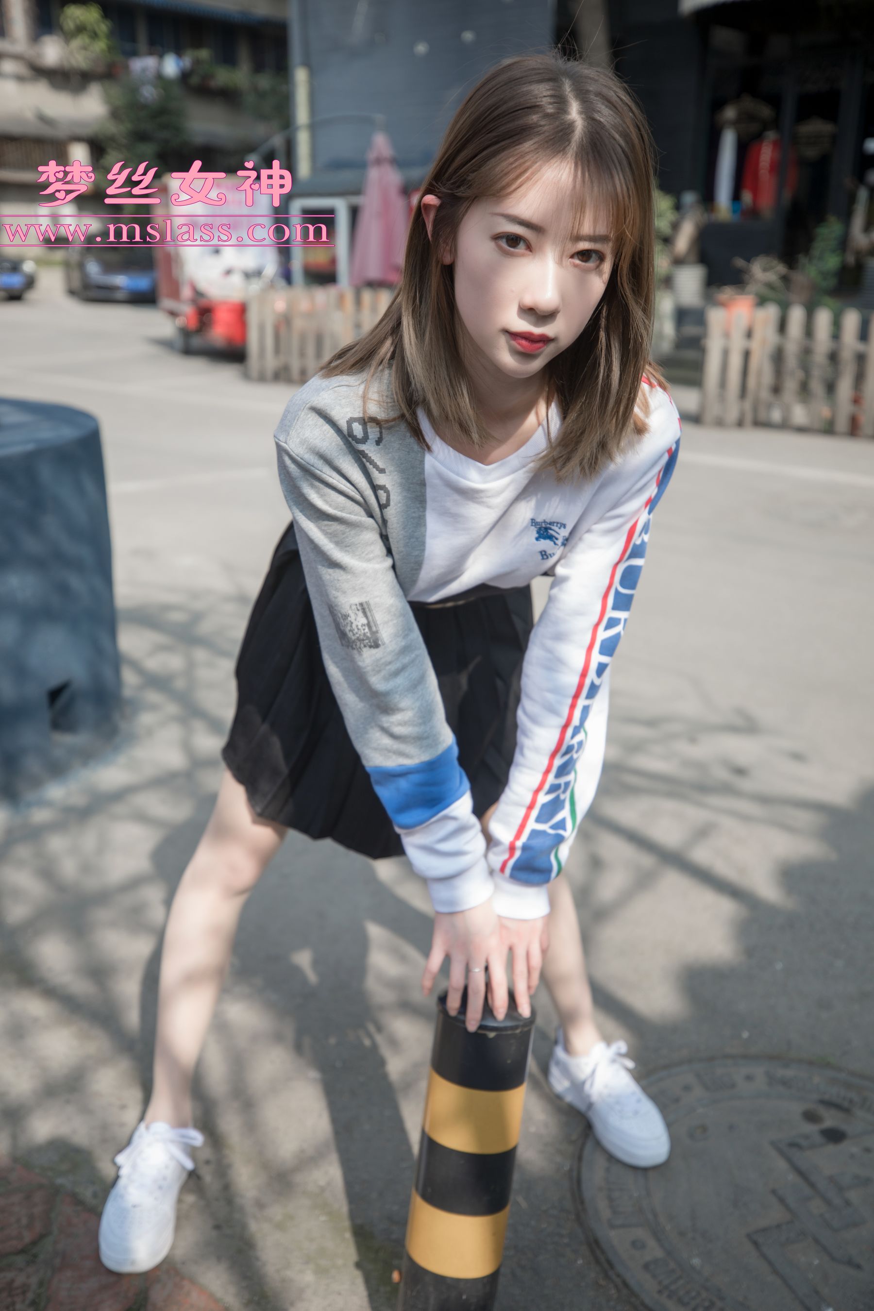 [梦丝女神MSLASS]  苏沐 笔直细腿