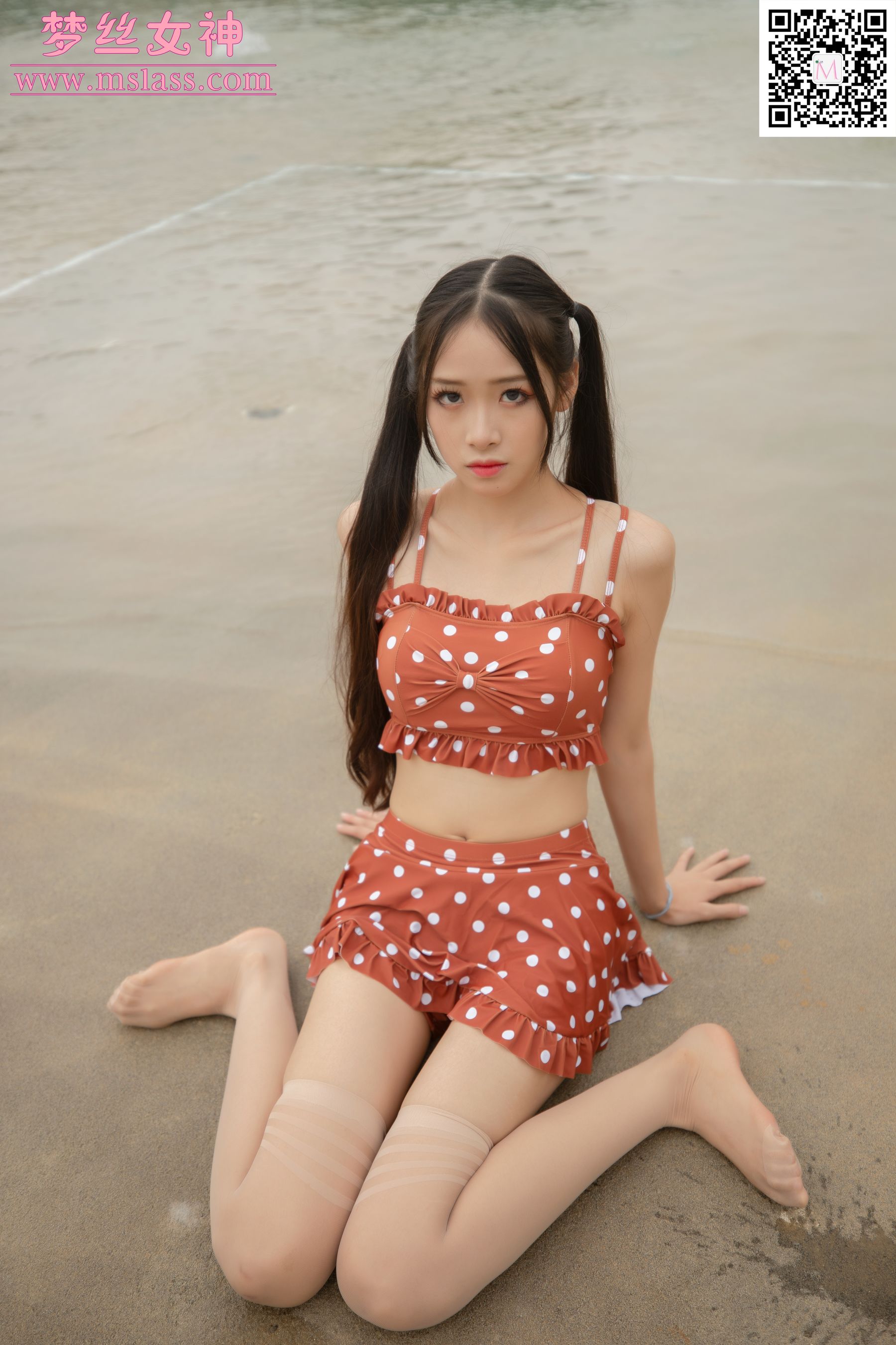 [梦丝女神MSLASS]  诗琪 泳池派对