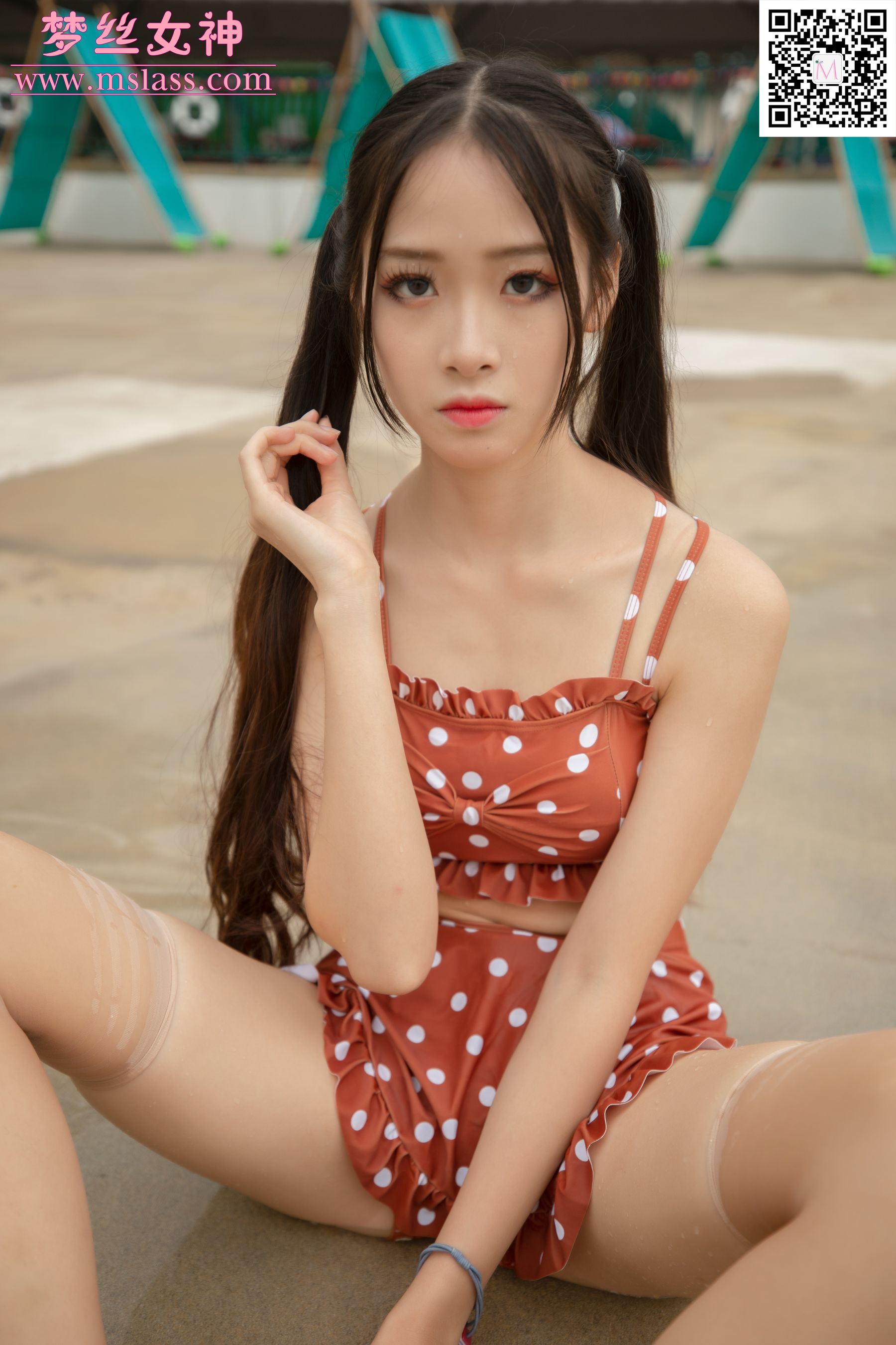 [梦丝女神MSLASS]  诗琪 泳池派对