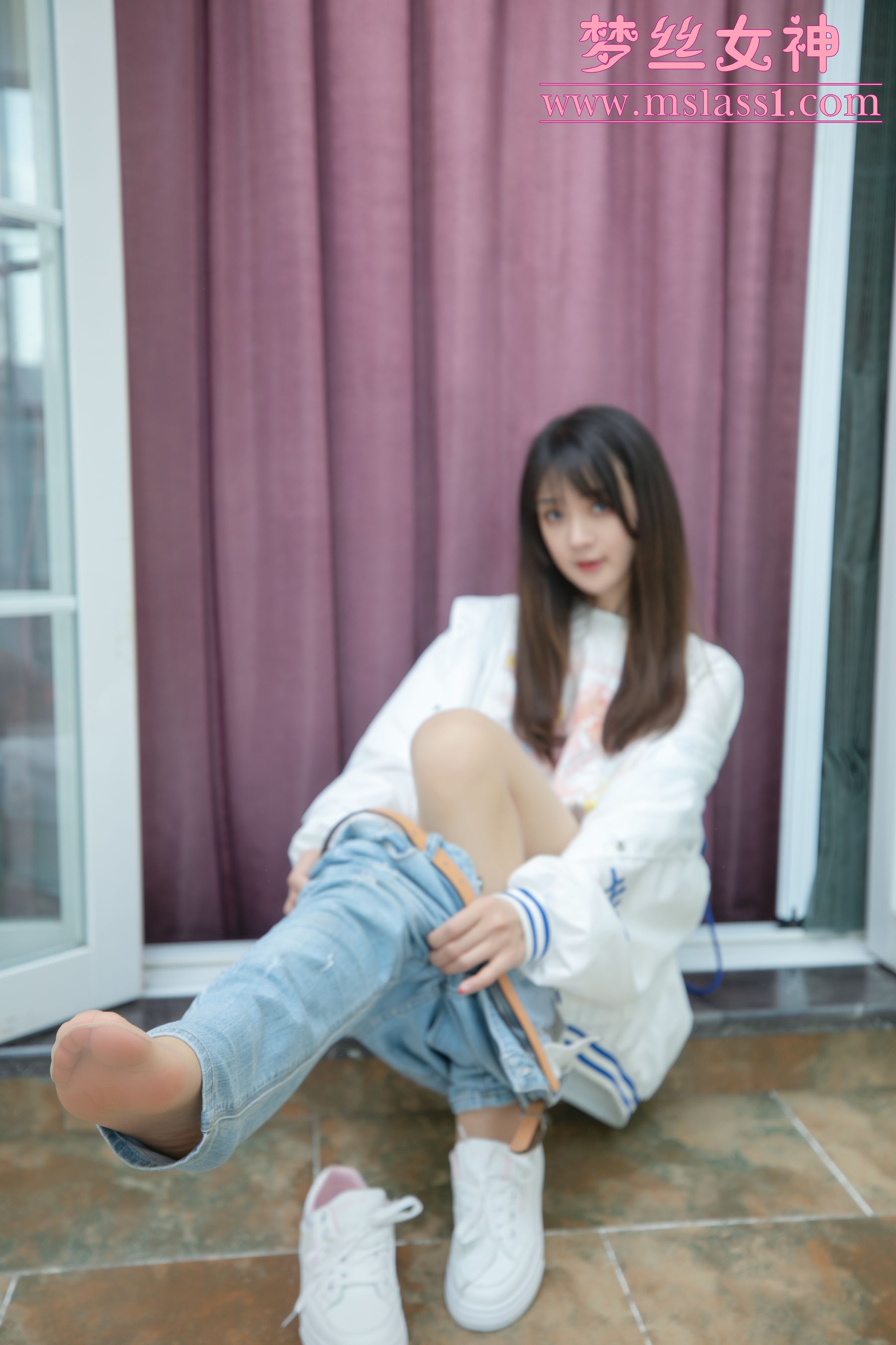 [梦丝女神MSLASS]  郭襄 牛仔裤的超美