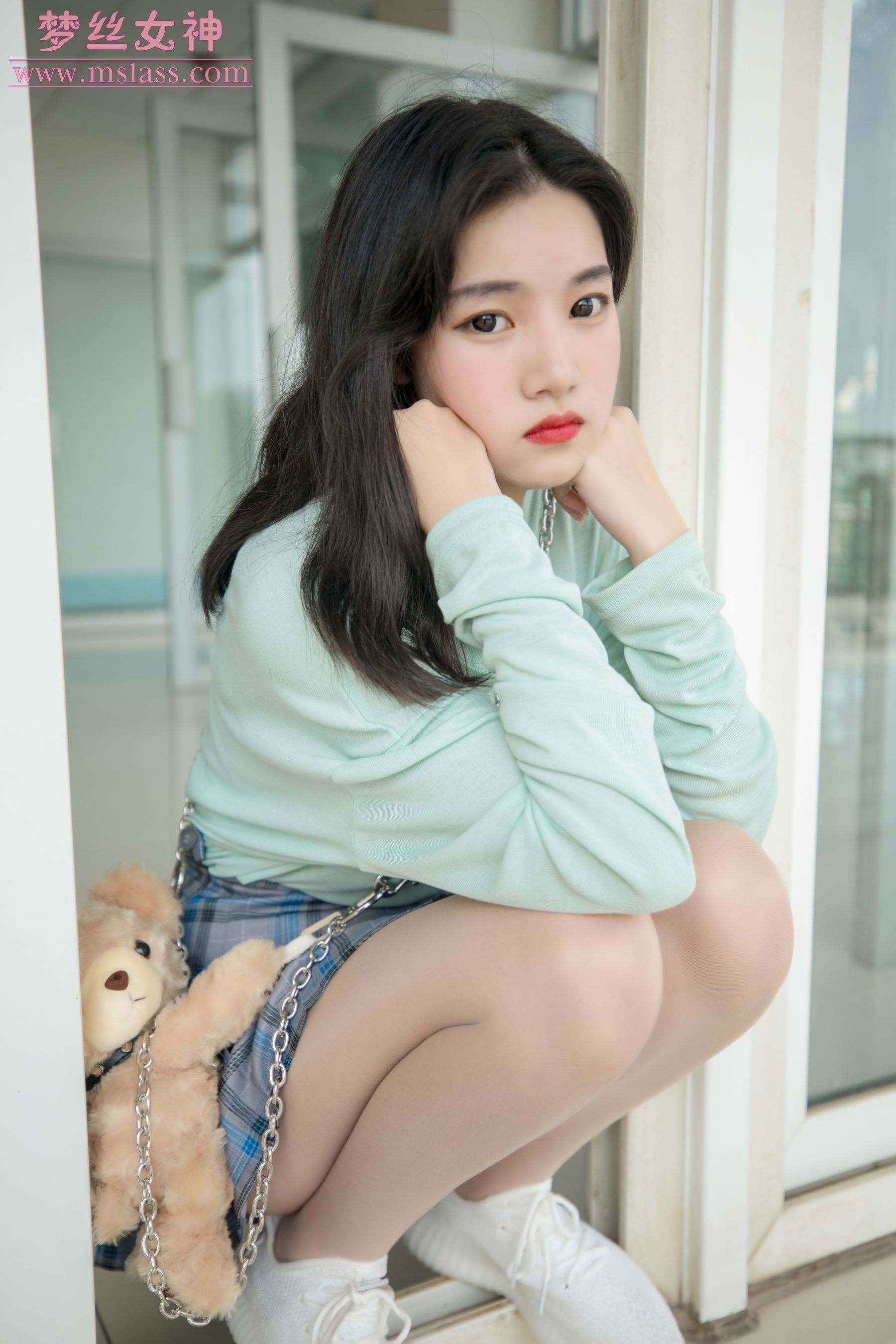 [梦丝女神MSLASS]  酥酥 恬静的小白鞋丝袜