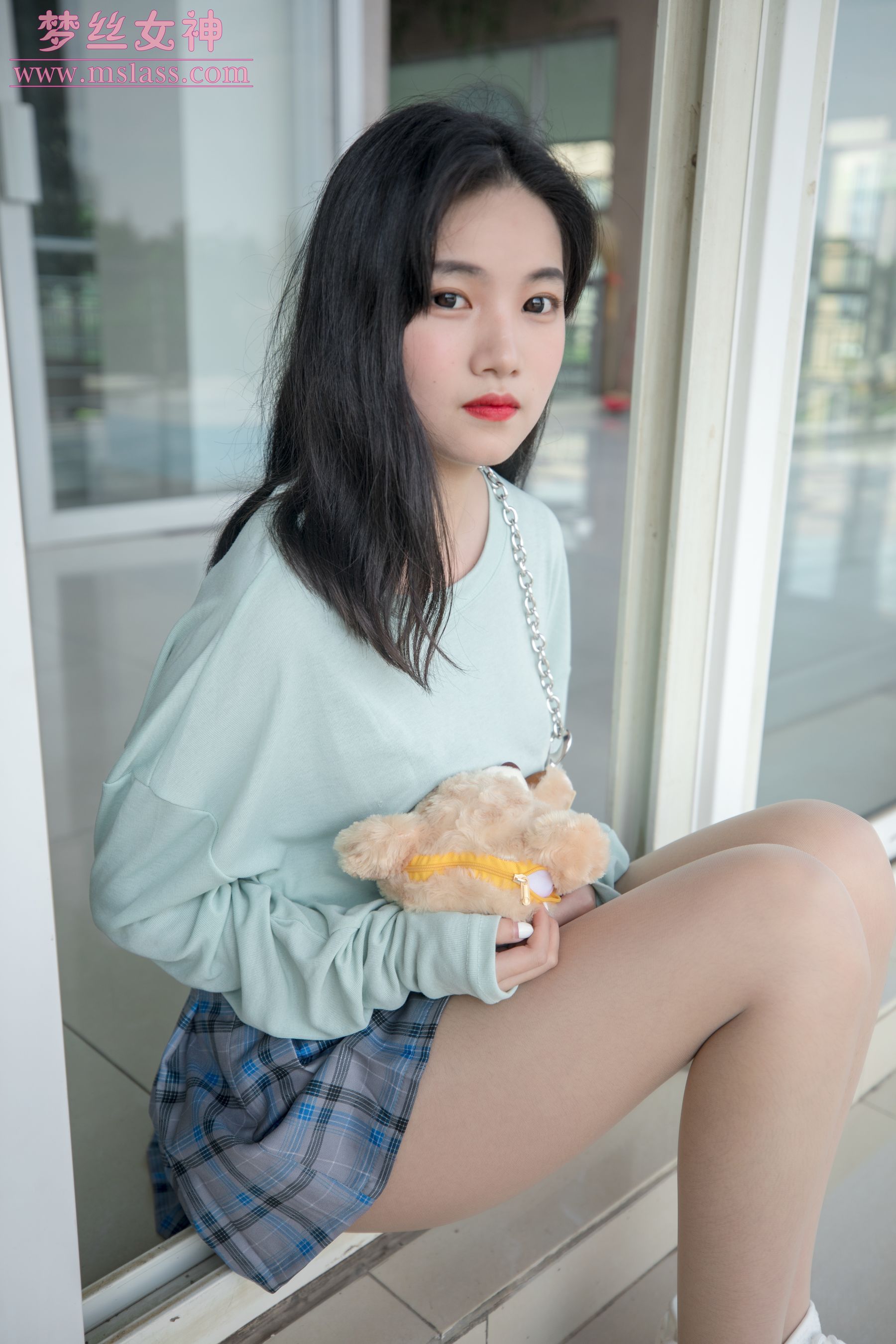 [梦丝女神MSLASS]  酥酥 恬静的小白鞋丝袜