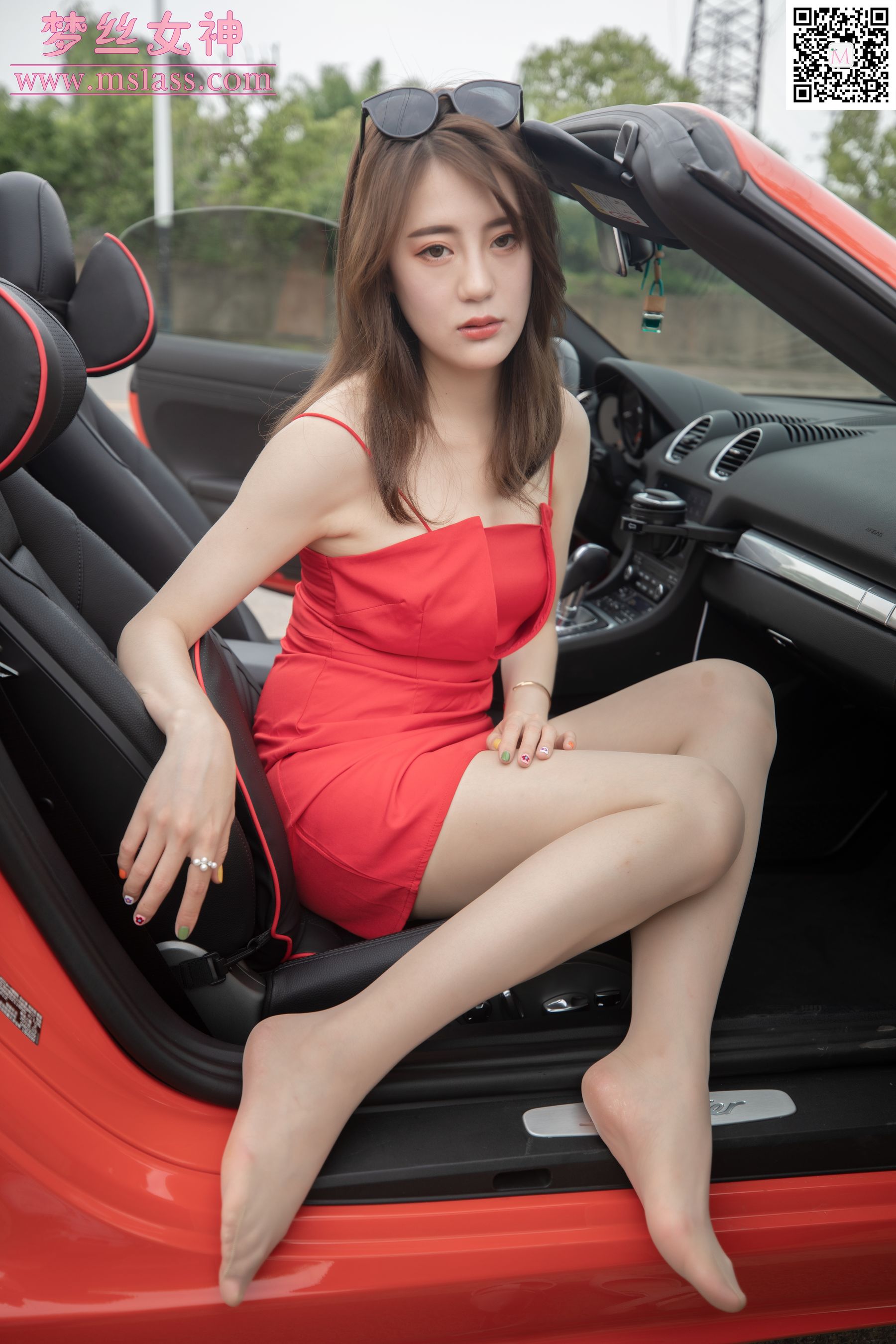 [梦丝女神MSLASS]  陈颖儿 车模女神