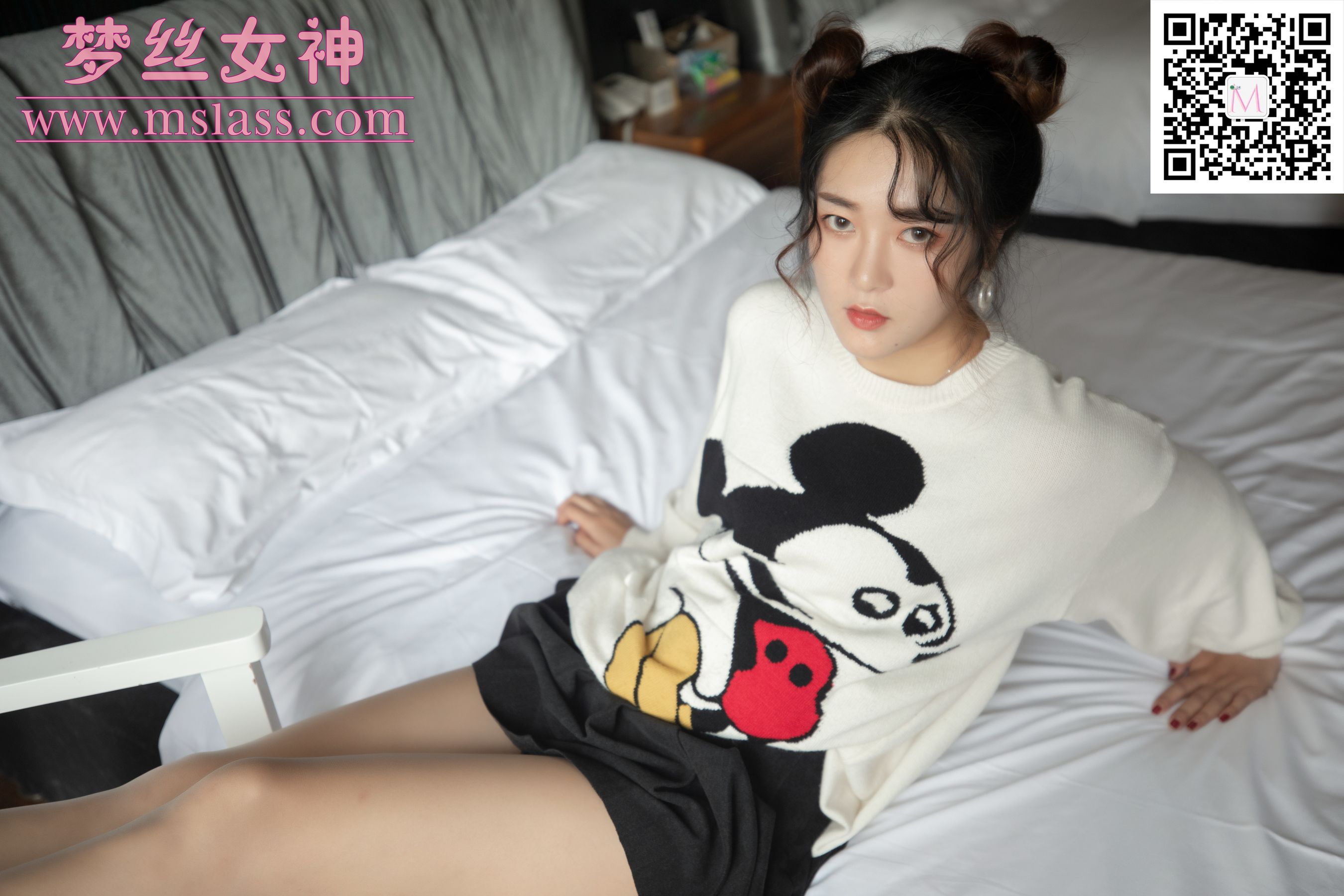 [梦丝女神MSLASS]  雨晨 白卫衣下的美