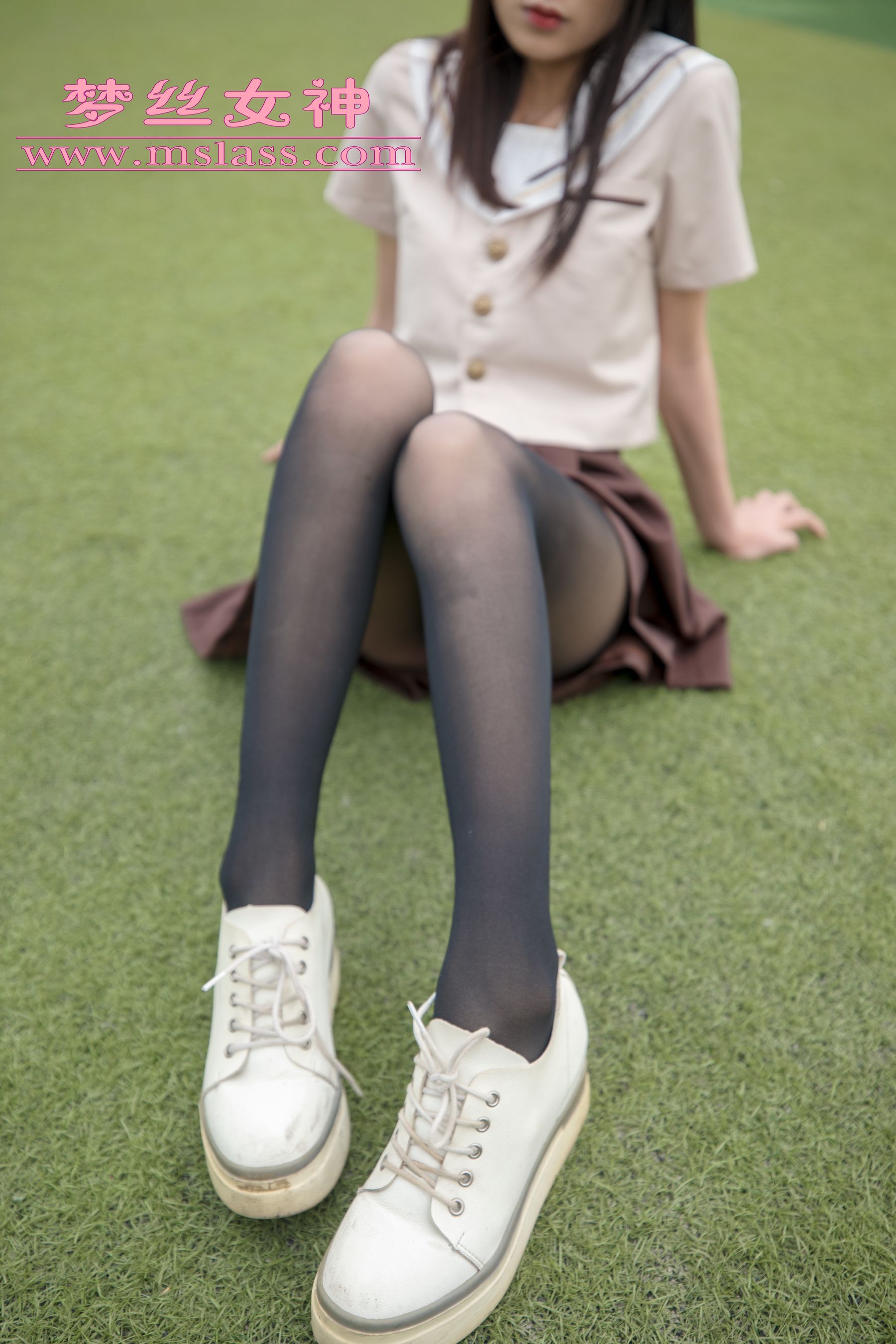 [梦丝女神MSLASS]  雪馨 学院的JK黑丝袜