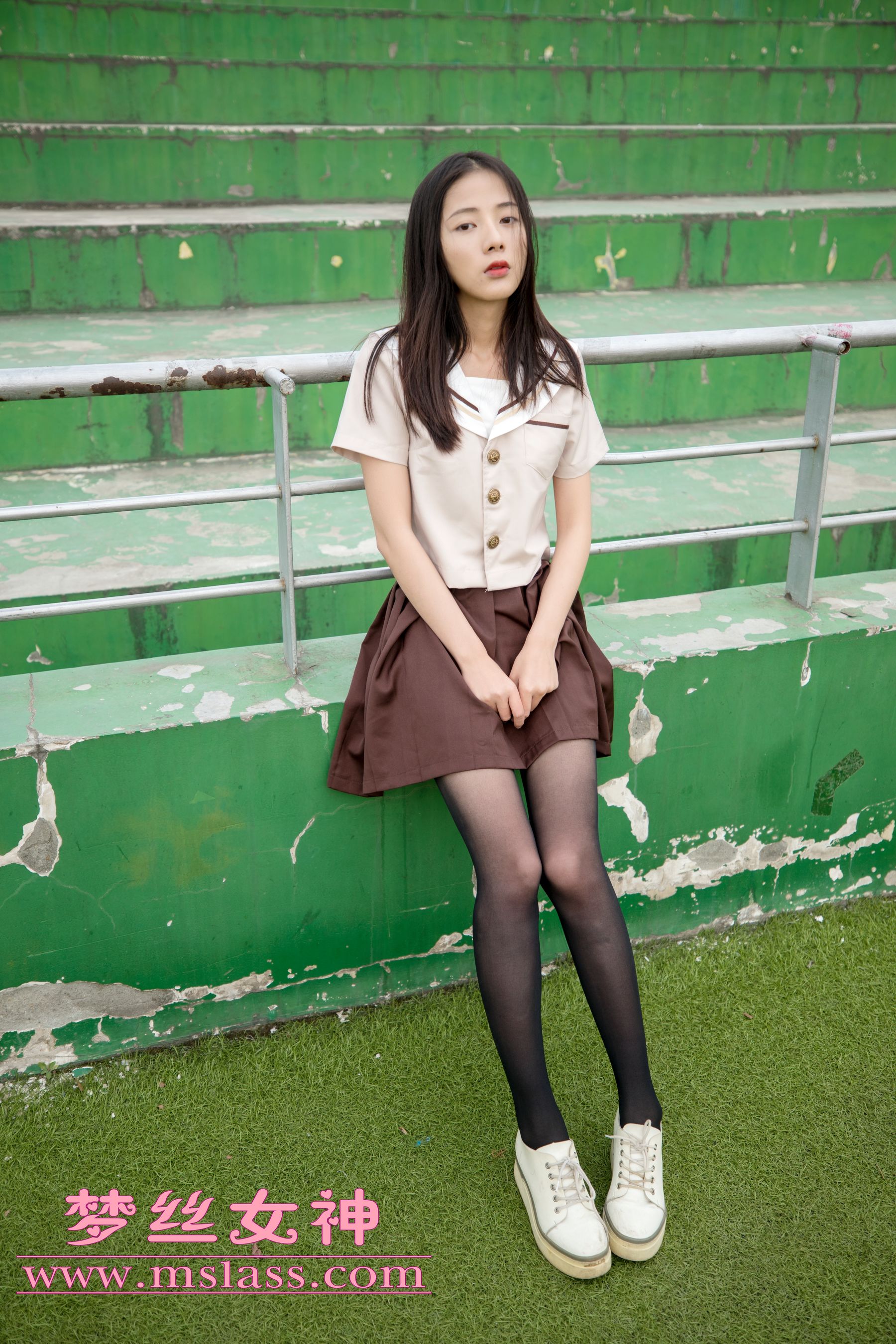 [梦丝女神MSLASS]  雪馨 学院的JK黑丝袜