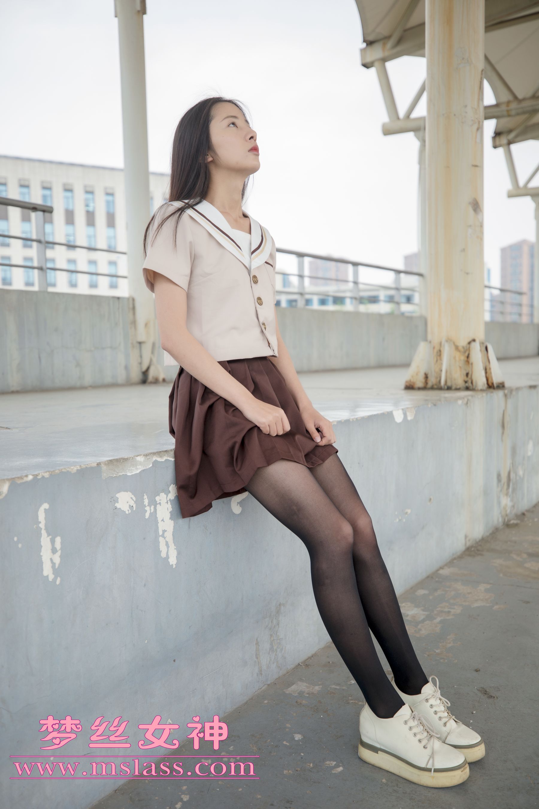 [梦丝女神MSLASS]  雪馨 学院的JK黑丝袜