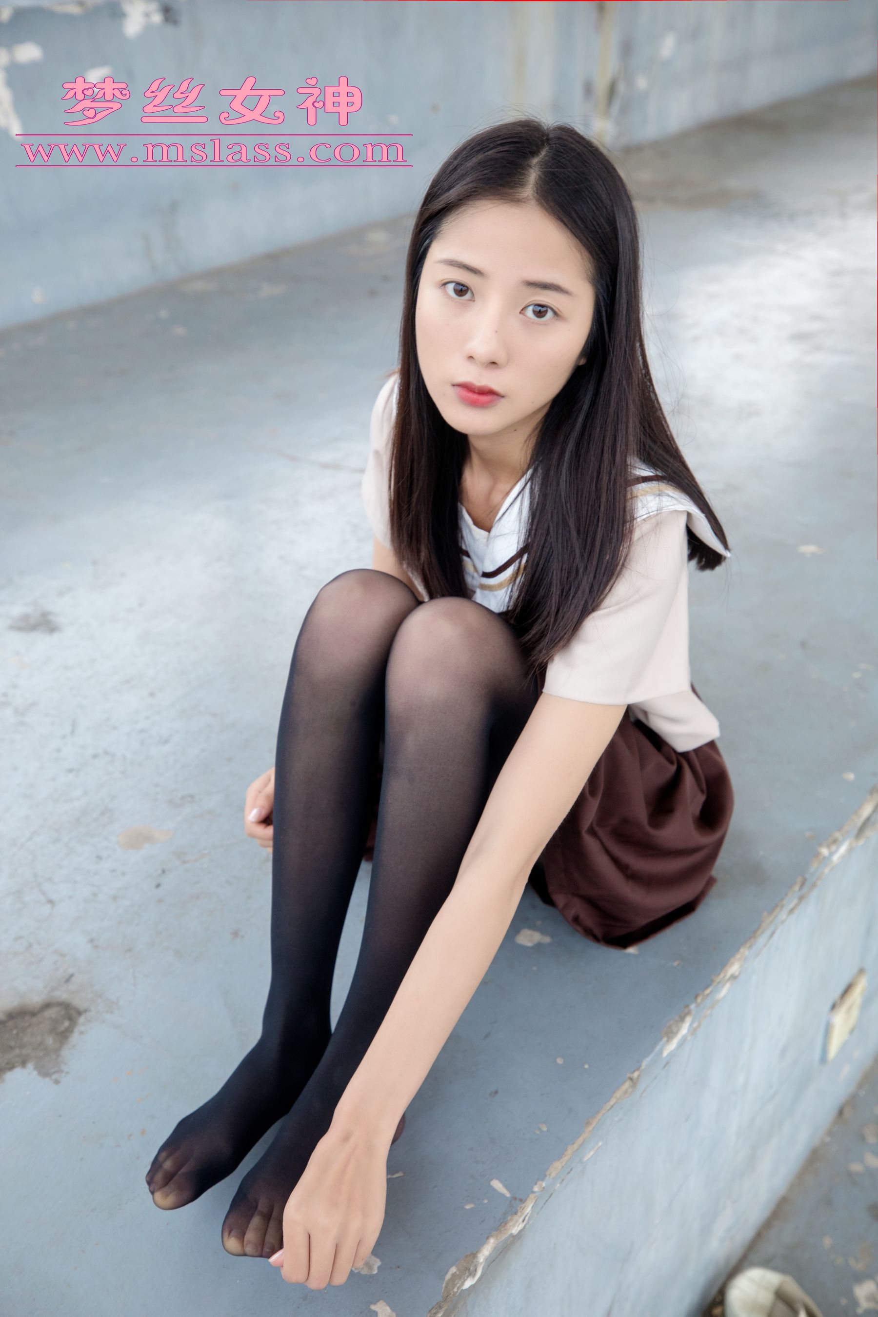 [梦丝女神MSLASS]  雪馨 学院的JK黑丝袜