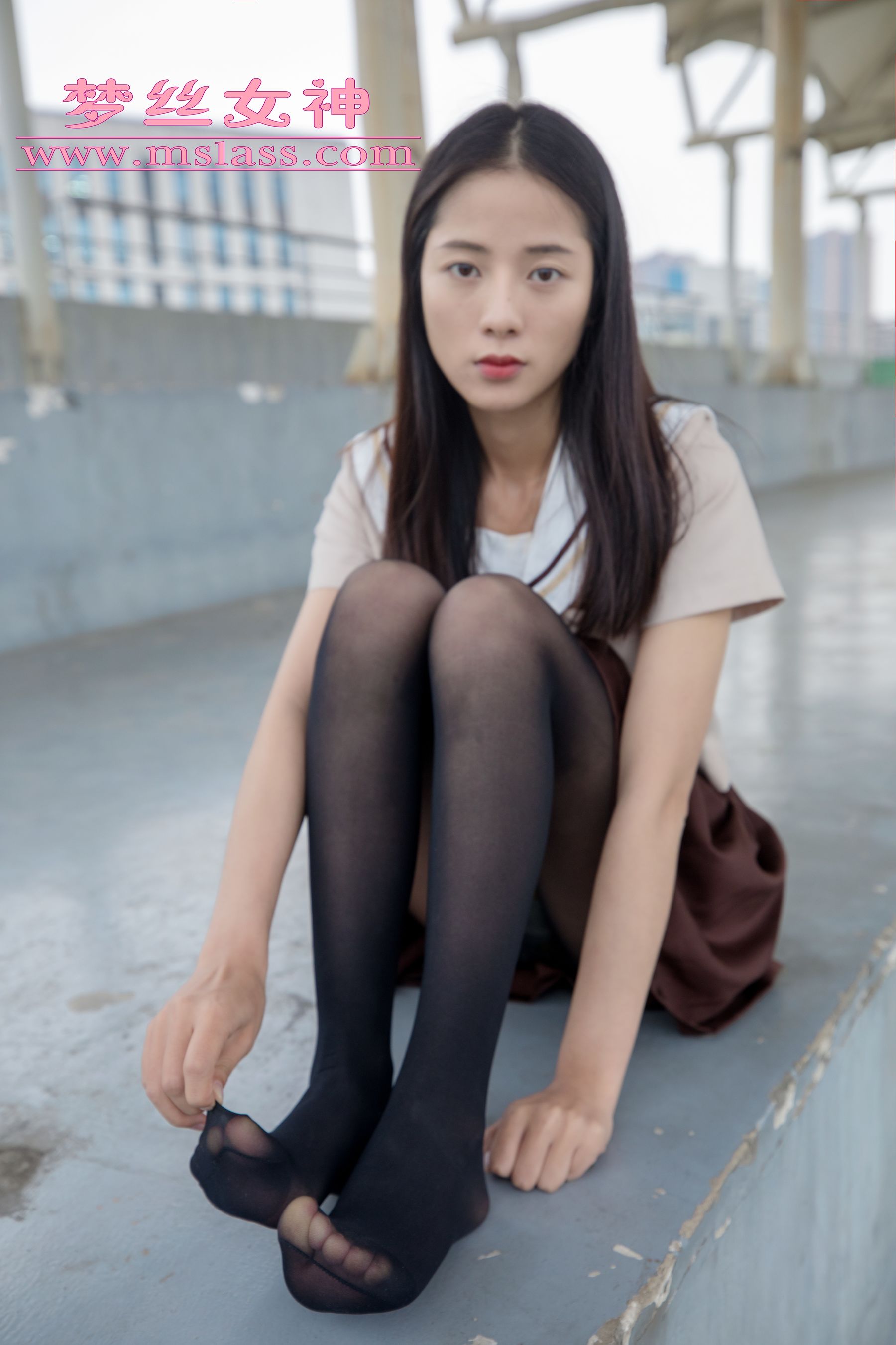 [梦丝女神MSLASS]  雪馨 学院的JK黑丝袜