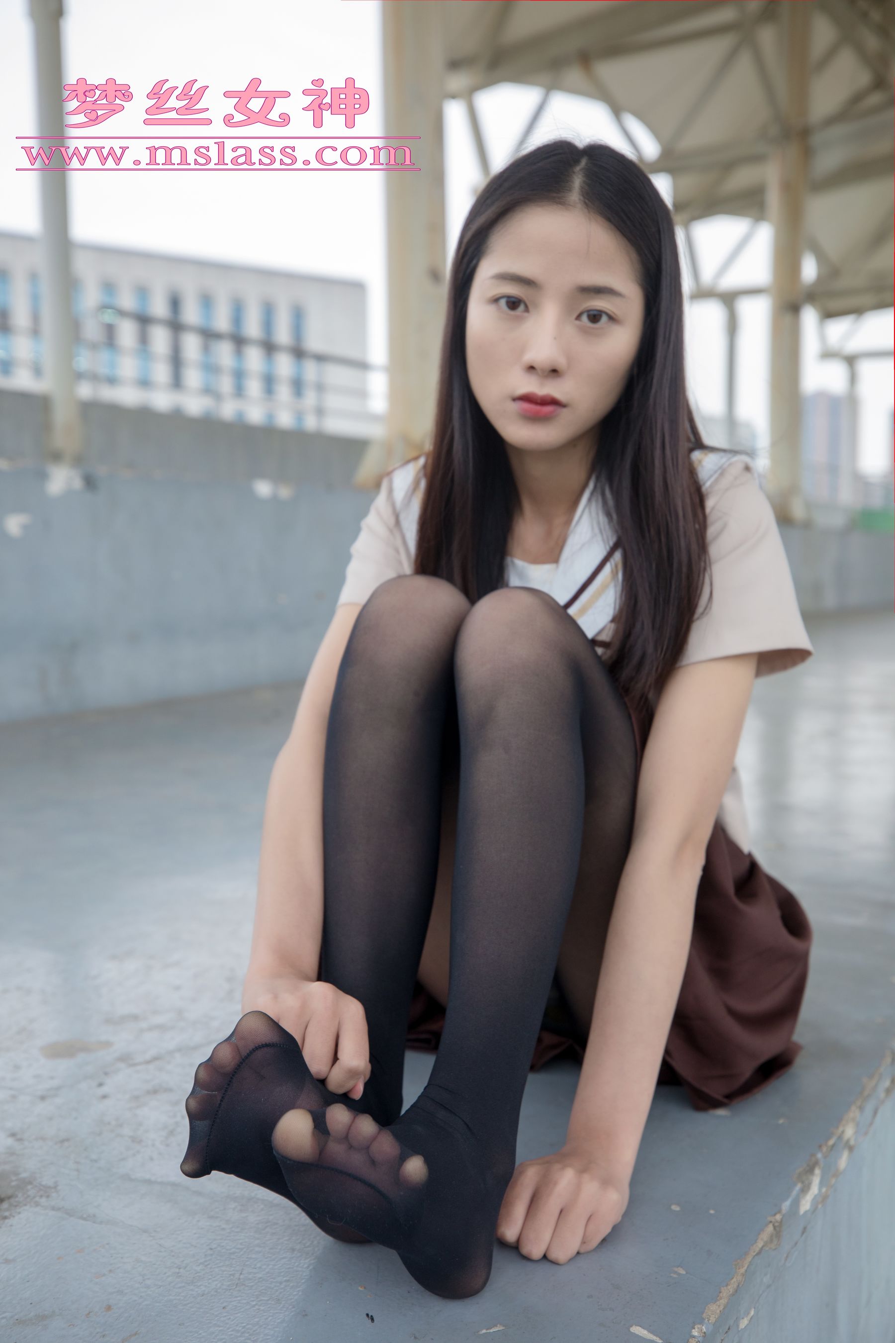 [梦丝女神MSLASS]  雪馨 学院的JK黑丝袜