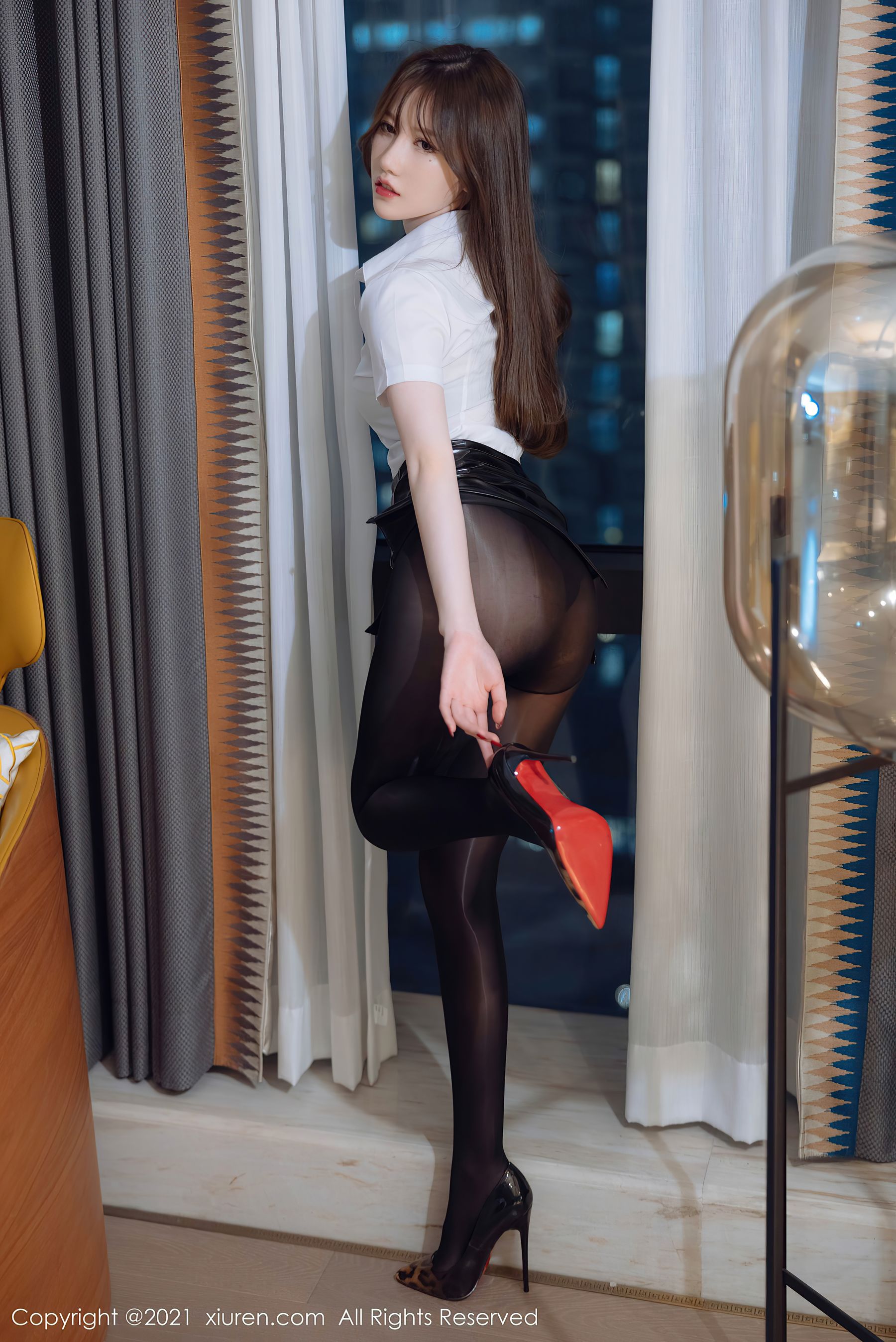 [秀人XiuRen] No.4395 美桃酱