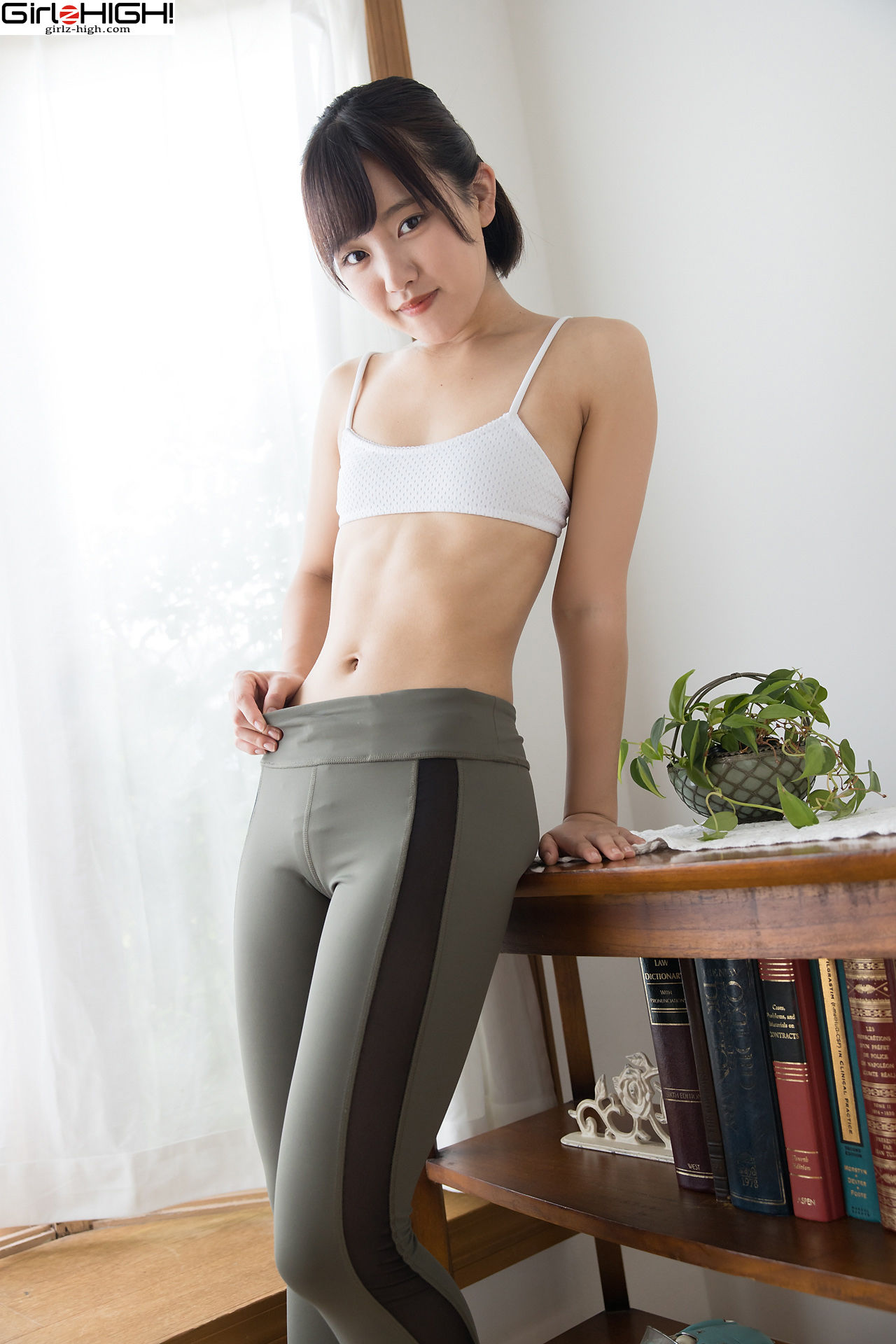 [Girlz-High] Anju Kouzuki 香月りお - bfaa_070_002