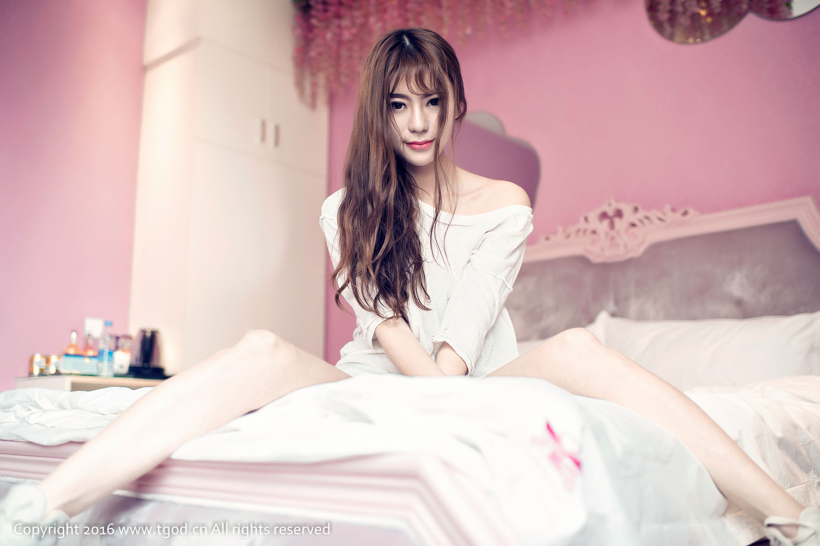 钰彤Ci-ci《青春少女 娇美可人红樱唇》 [推女神TGOD]