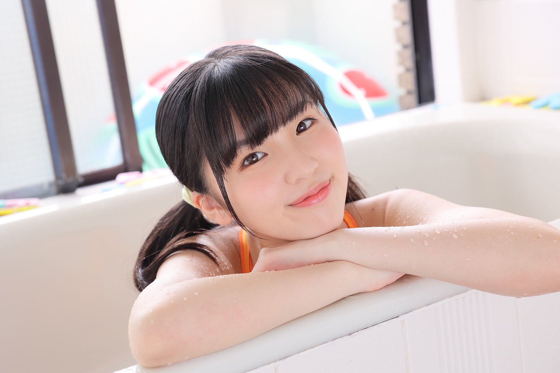 [Minisuka.tv] Ami Manabe 眞辺あみ - Fresh-idol Gallery 100