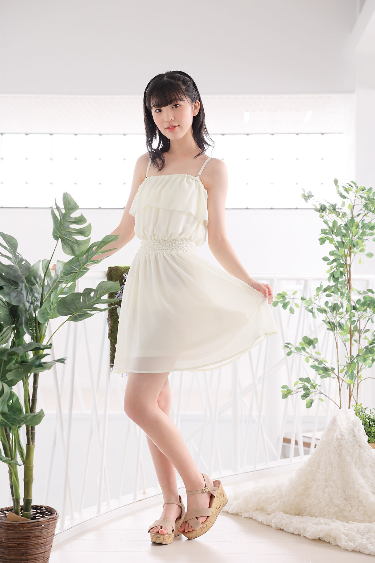 [Minisuka.tv] Ami Manabe 眞辺あみ - Fresh-idol Gallery 104