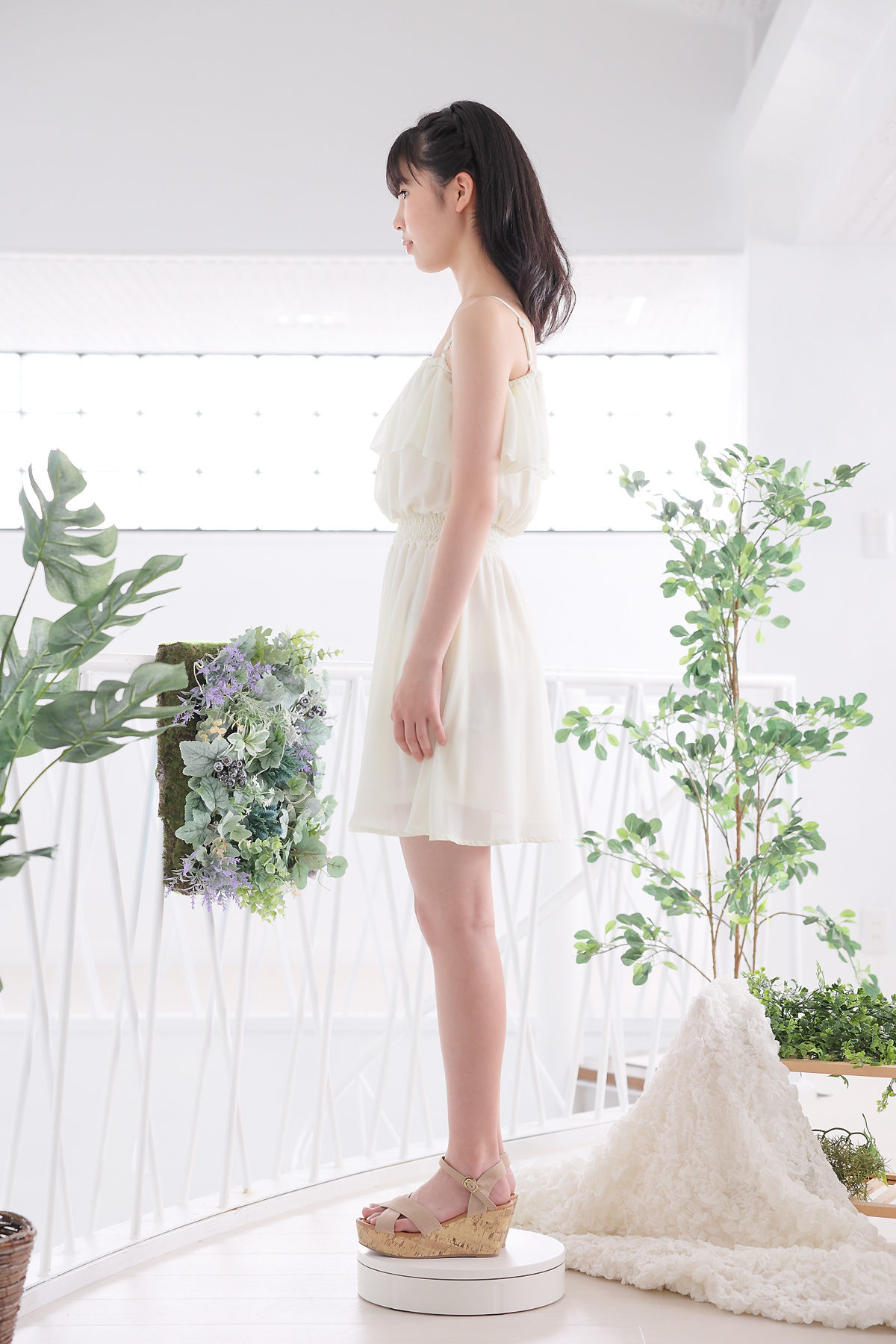 [Minisuka.tv] Ami Manabe 眞辺あみ - Fresh-idol Gallery 104