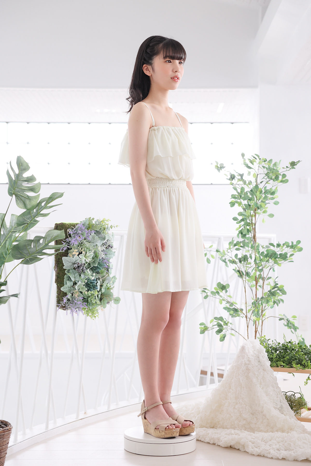 [Minisuka.tv] Ami Manabe 眞辺あみ - Fresh-idol Gallery 104